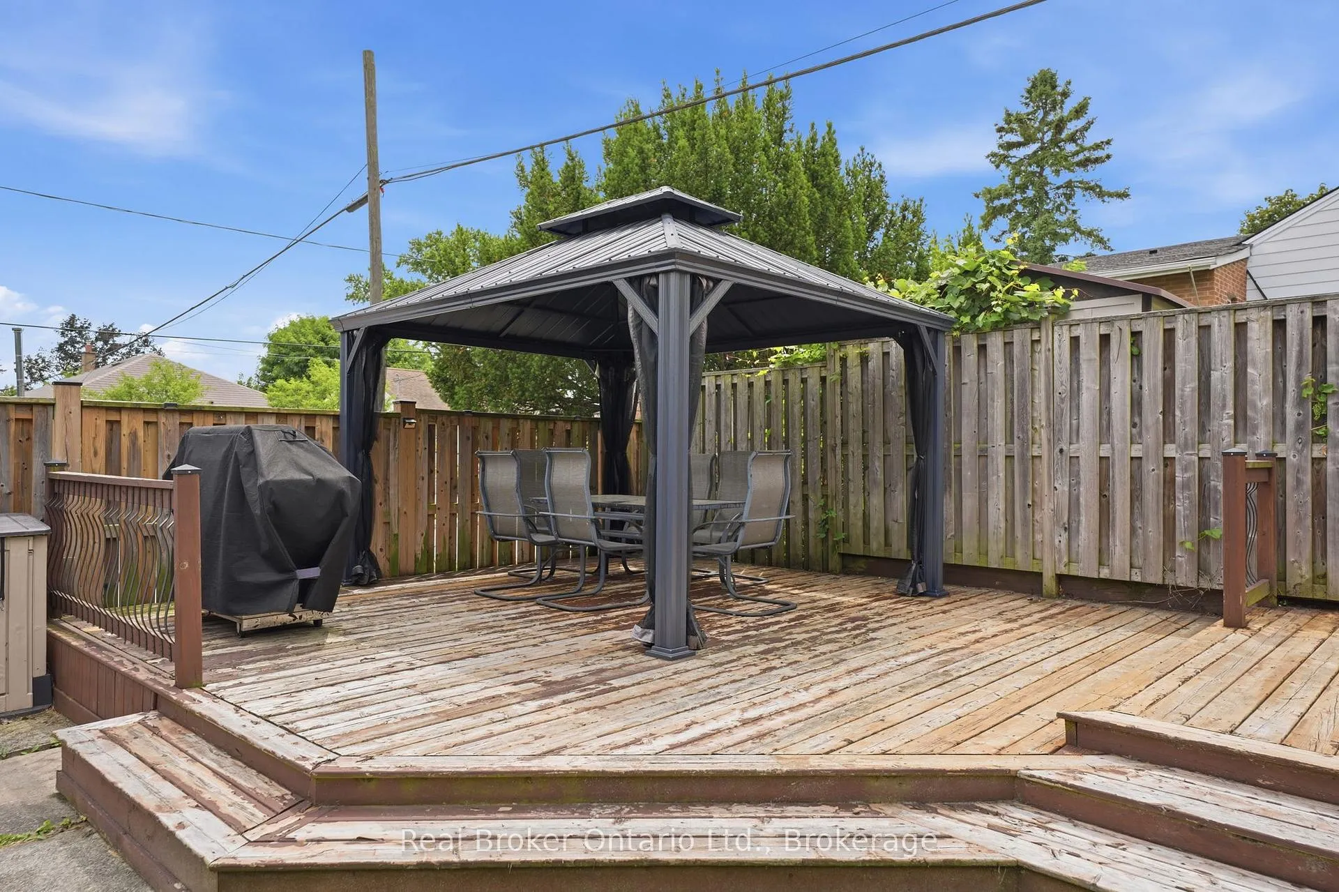 Photo 35 of 1 Janis Court, Hamilton, Dundas — HOMEH