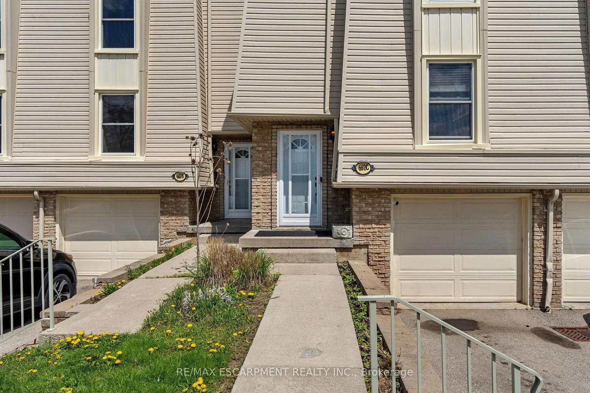 Photo 10 of Unit C, 662 Grey Street, Brantford, Echo Place — HOMEH