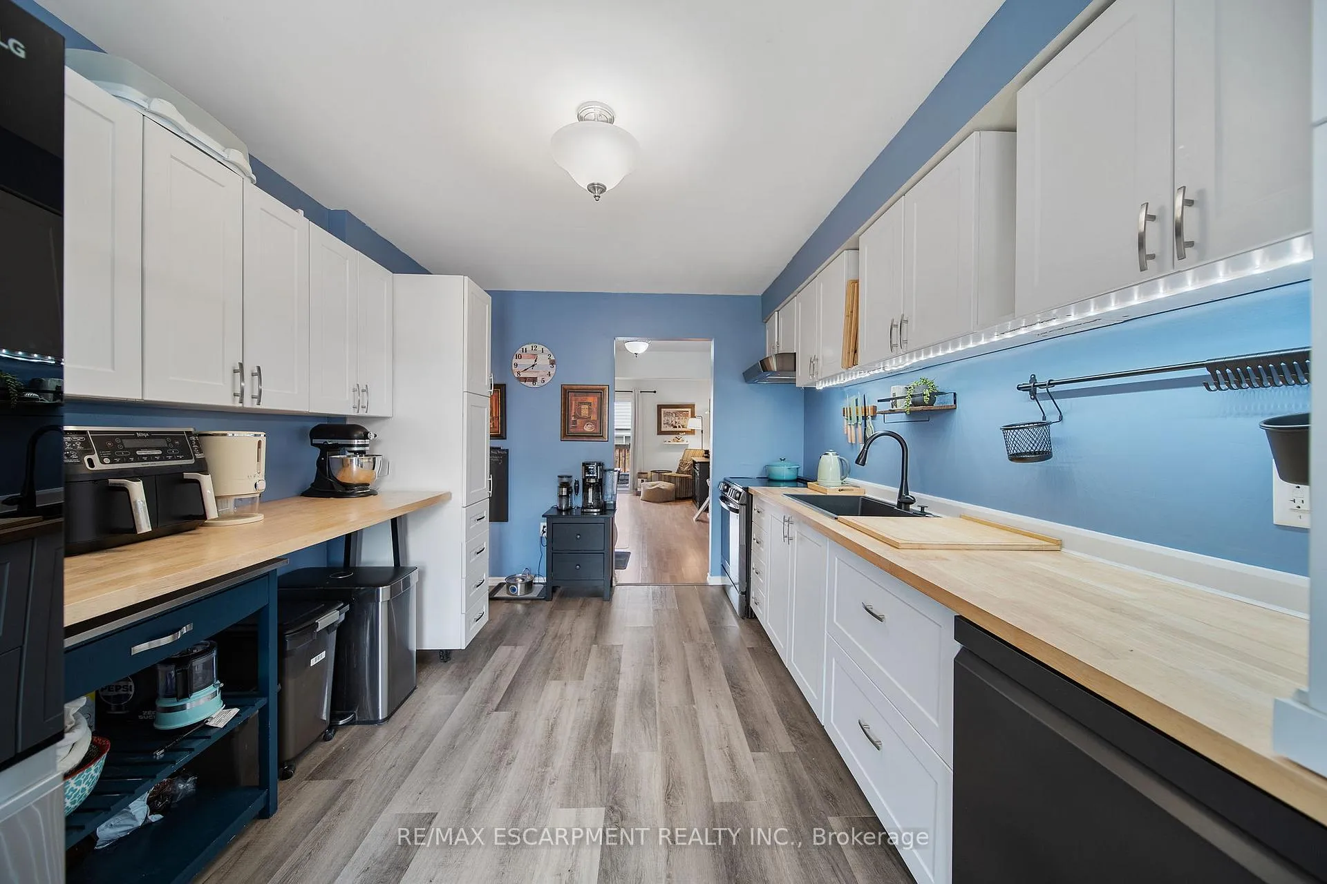 Photo 15 of Unit C, 662 Grey Street, Brantford, Echo Place — HOMEH