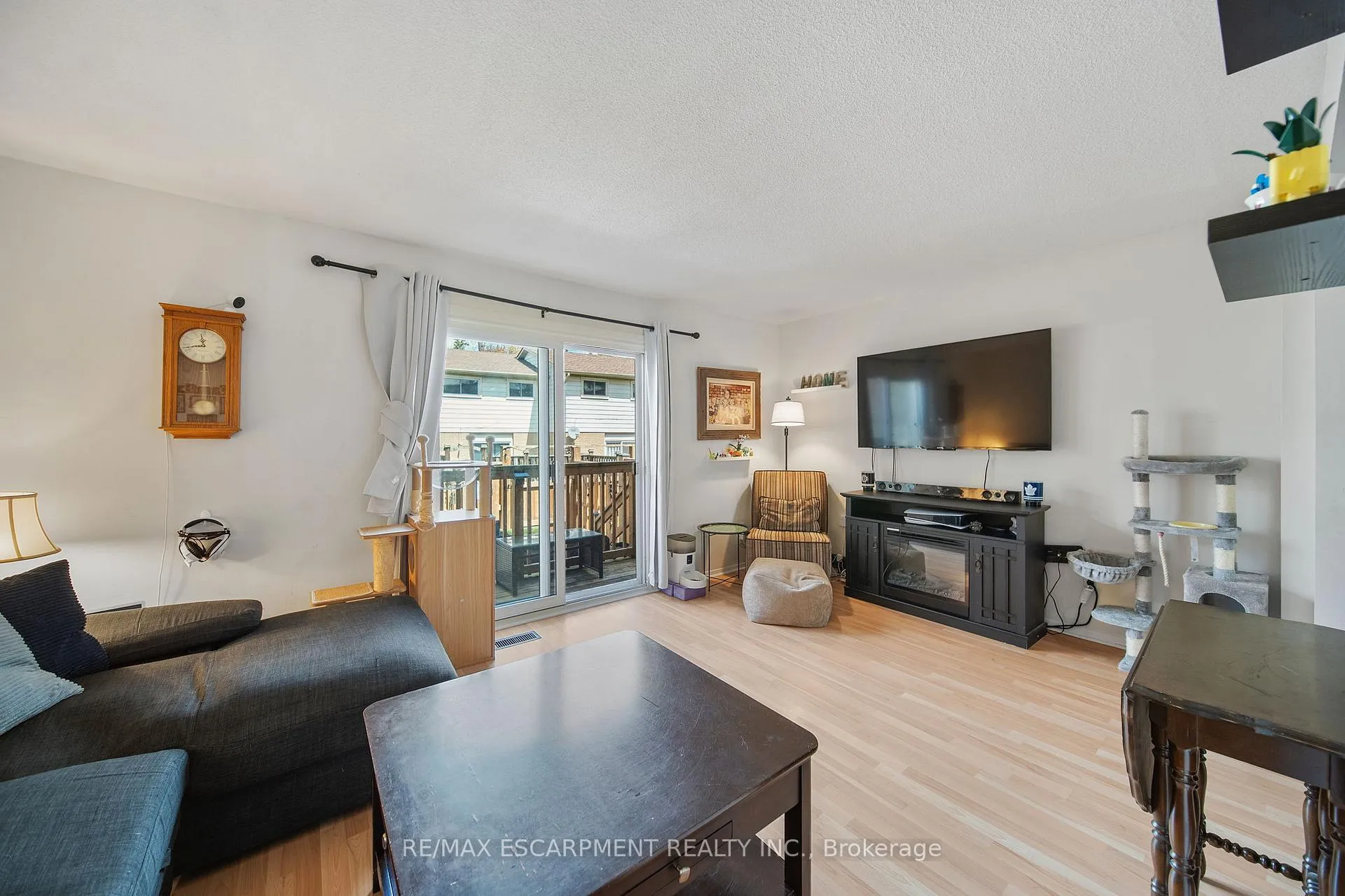 Photo 17 of Unit C, 662 Grey Street, Brantford, Echo Place — HOMEH