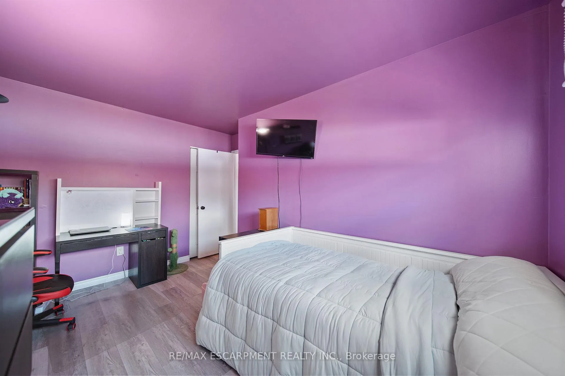 Photo 25 of Unit C, 662 Grey Street, Brantford, Echo Place — HOMEH