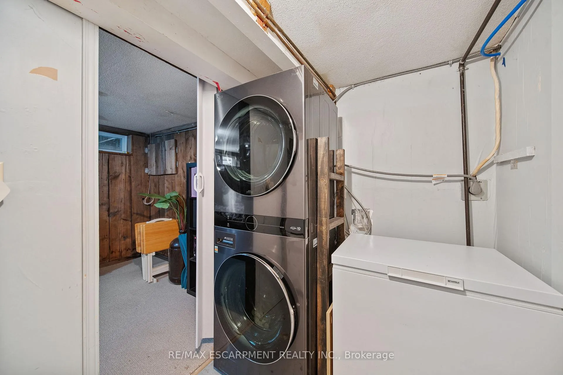 Photo 30 of Unit C, 662 Grey Street, Brantford, Echo Place — HOMEH