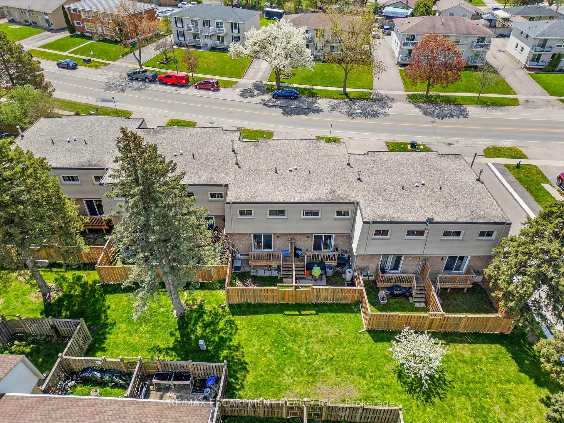 Photo 39 of Unit C, 662 Grey Street, Brantford, Echo Place — HOMEH