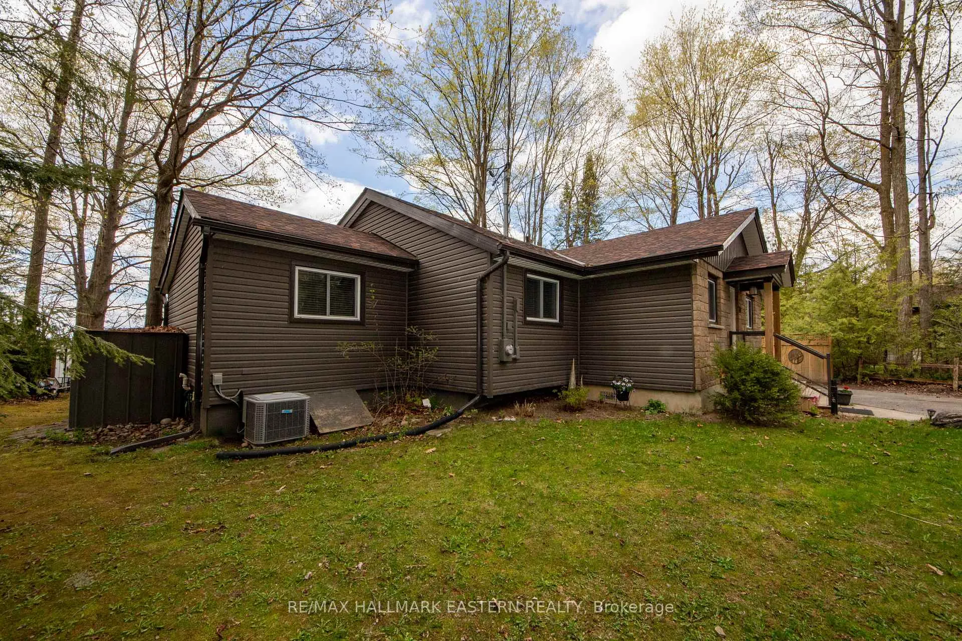 Photo 37 of 70 Birch Point Drive, Kawartha Lakes, Emily — HOMEH