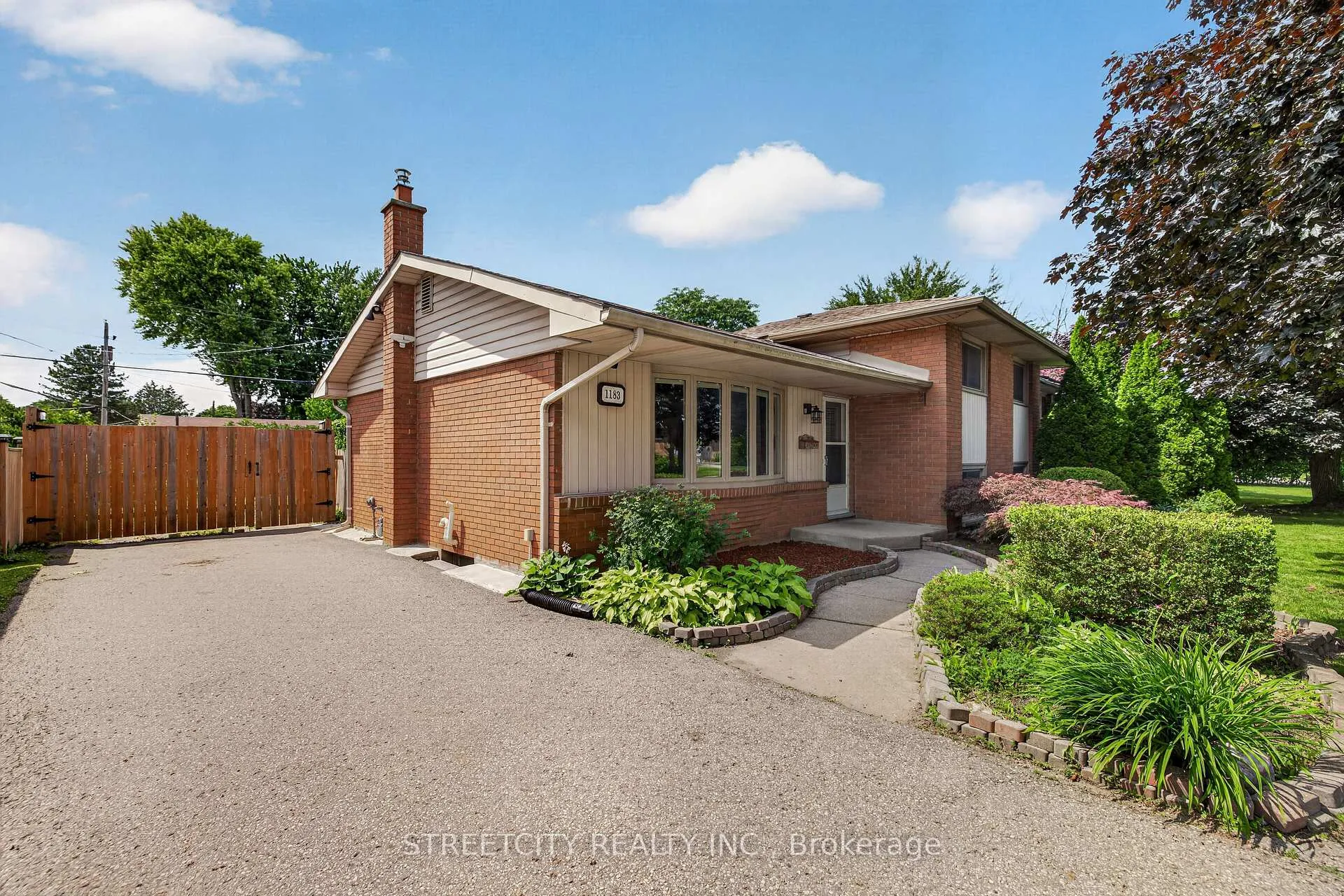 Photo 1 of 1183 Sorrel Road, London, East D — HOMEH