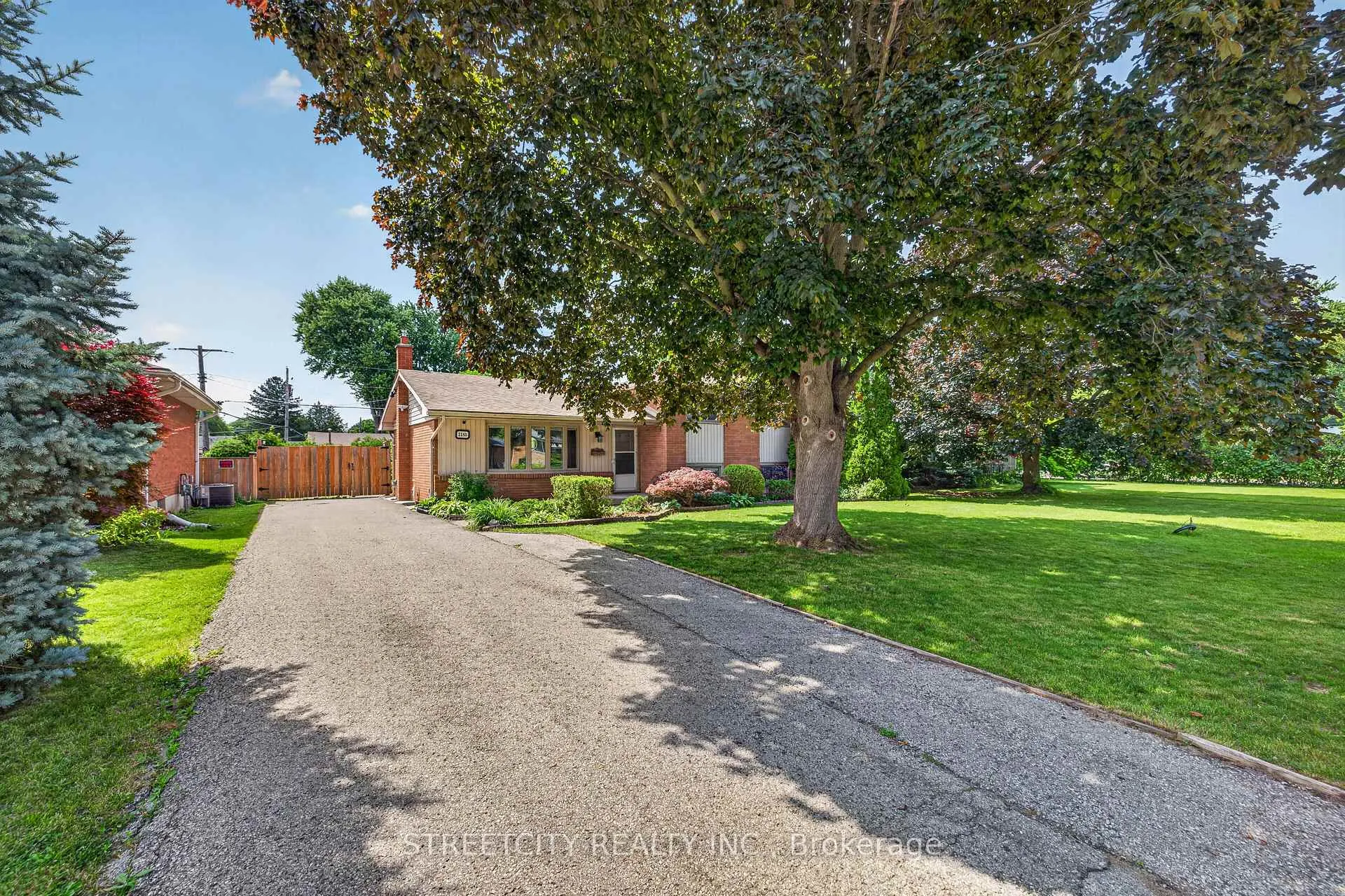 Photo 2 of 1183 Sorrel Road, London, East D — HOMEH