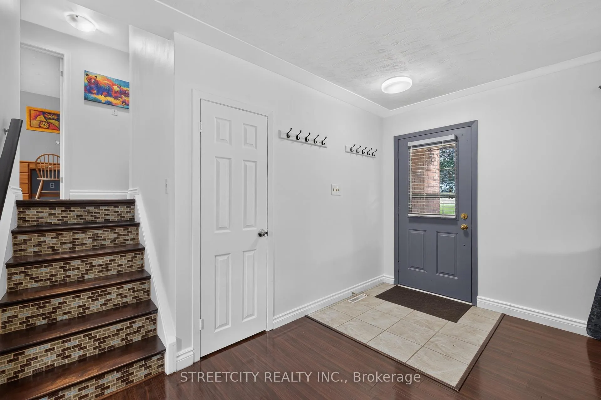 Photo 8 of 1183 Sorrel Road, London, East D — HOMEH