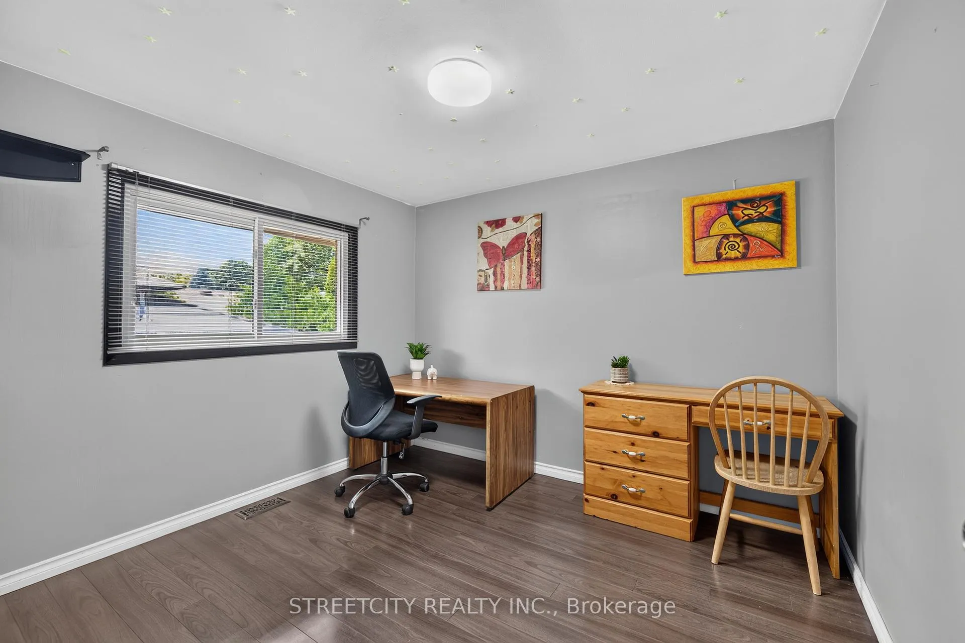 Photo 23 of 1183 Sorrel Road, London, East D — HOMEH
