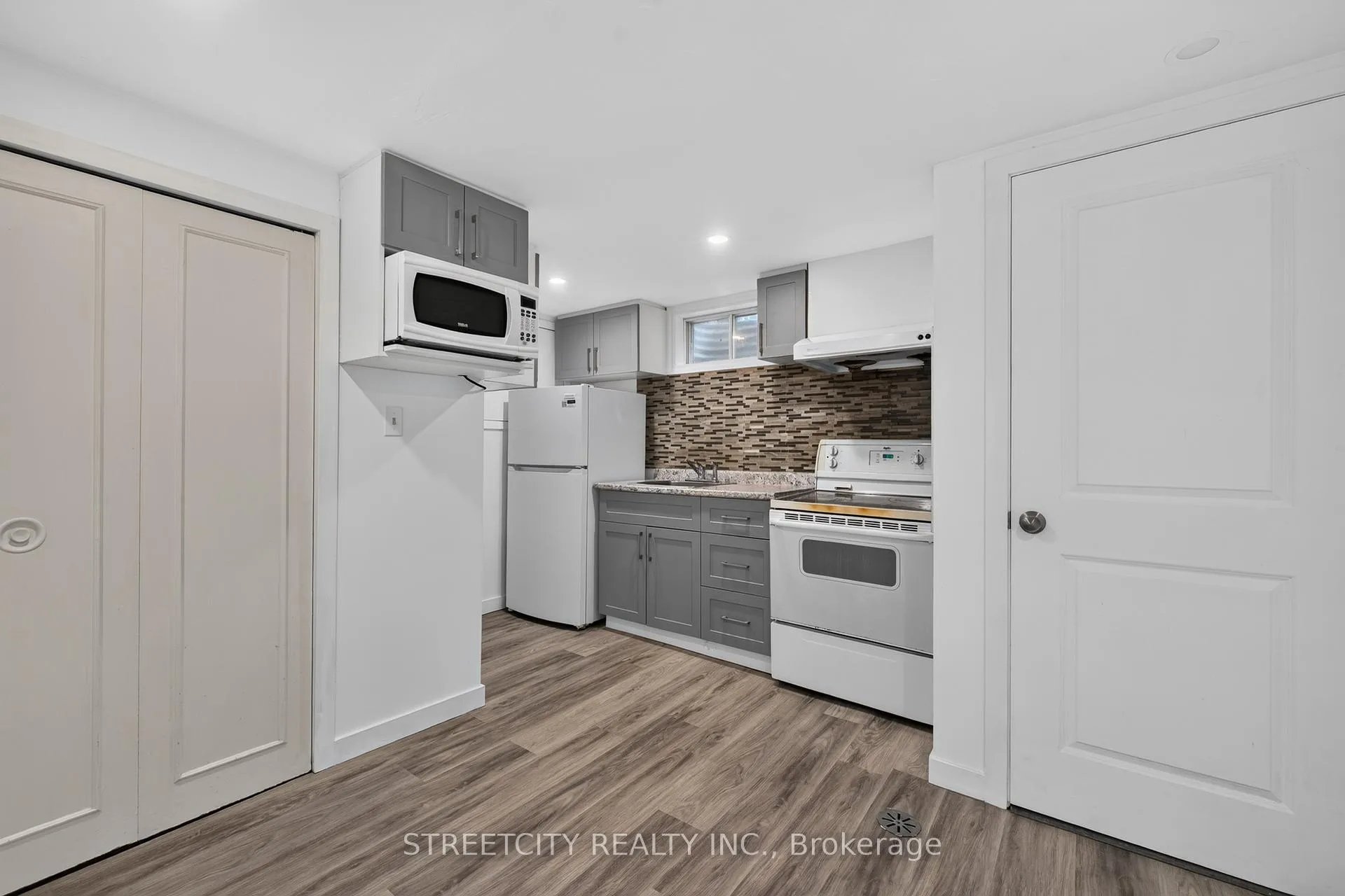 Photo 39 of 1183 Sorrel Road, London, East D — HOMEH