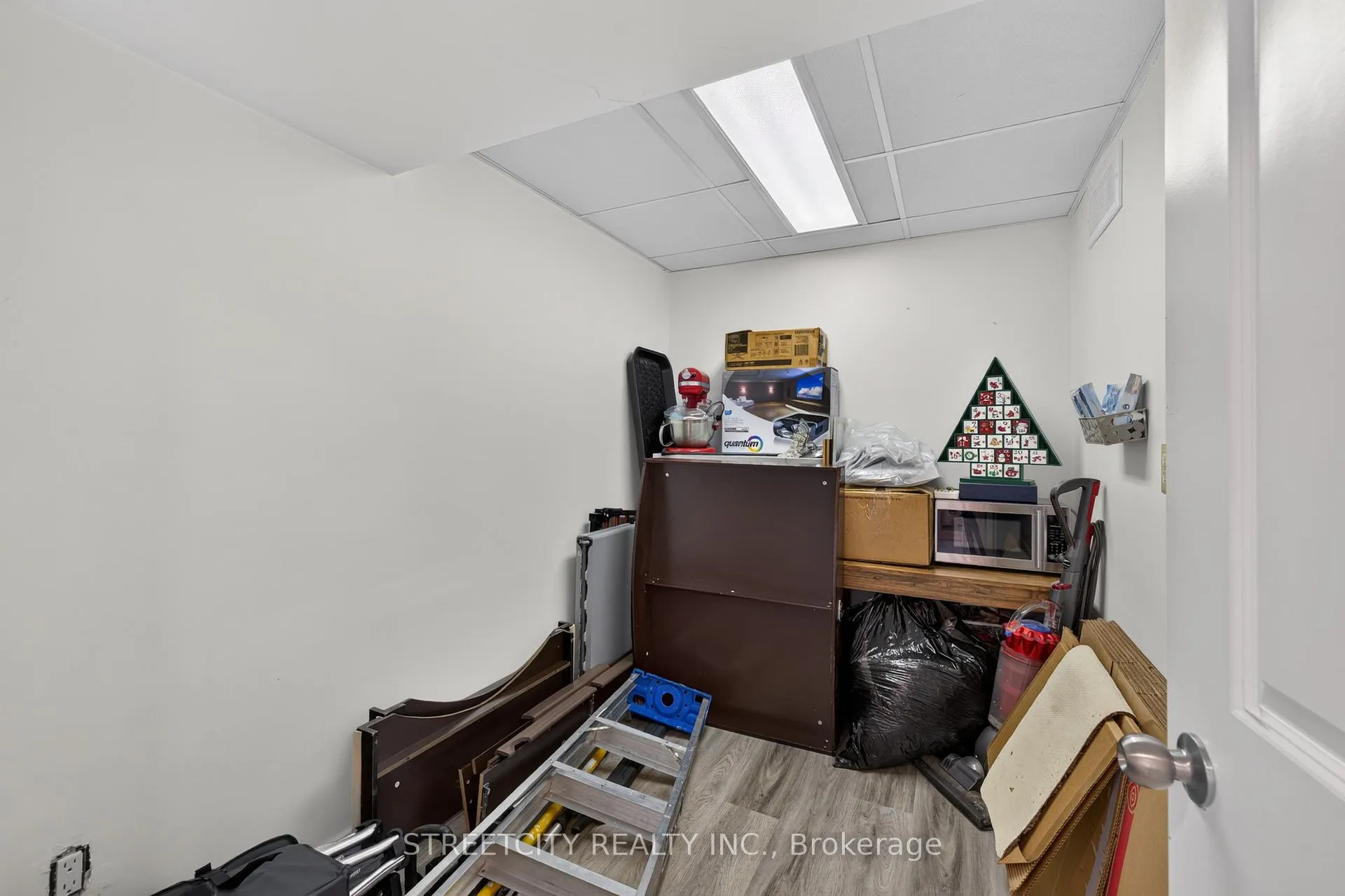 Photo 41 of 1183 Sorrel Road, London, East D — HOMEH