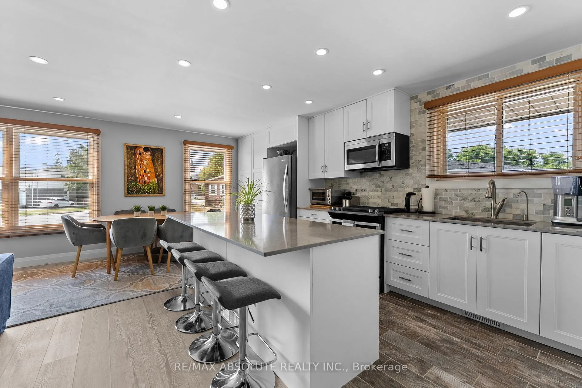 Photo 10 of 20 Sullivan Crescent, Arnprior, Arnprior — HOMEH
