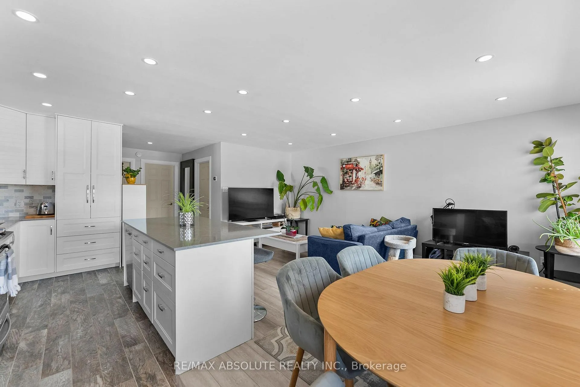 Photo 14 of 20 Sullivan Crescent, Arnprior, Arnprior — HOMEH