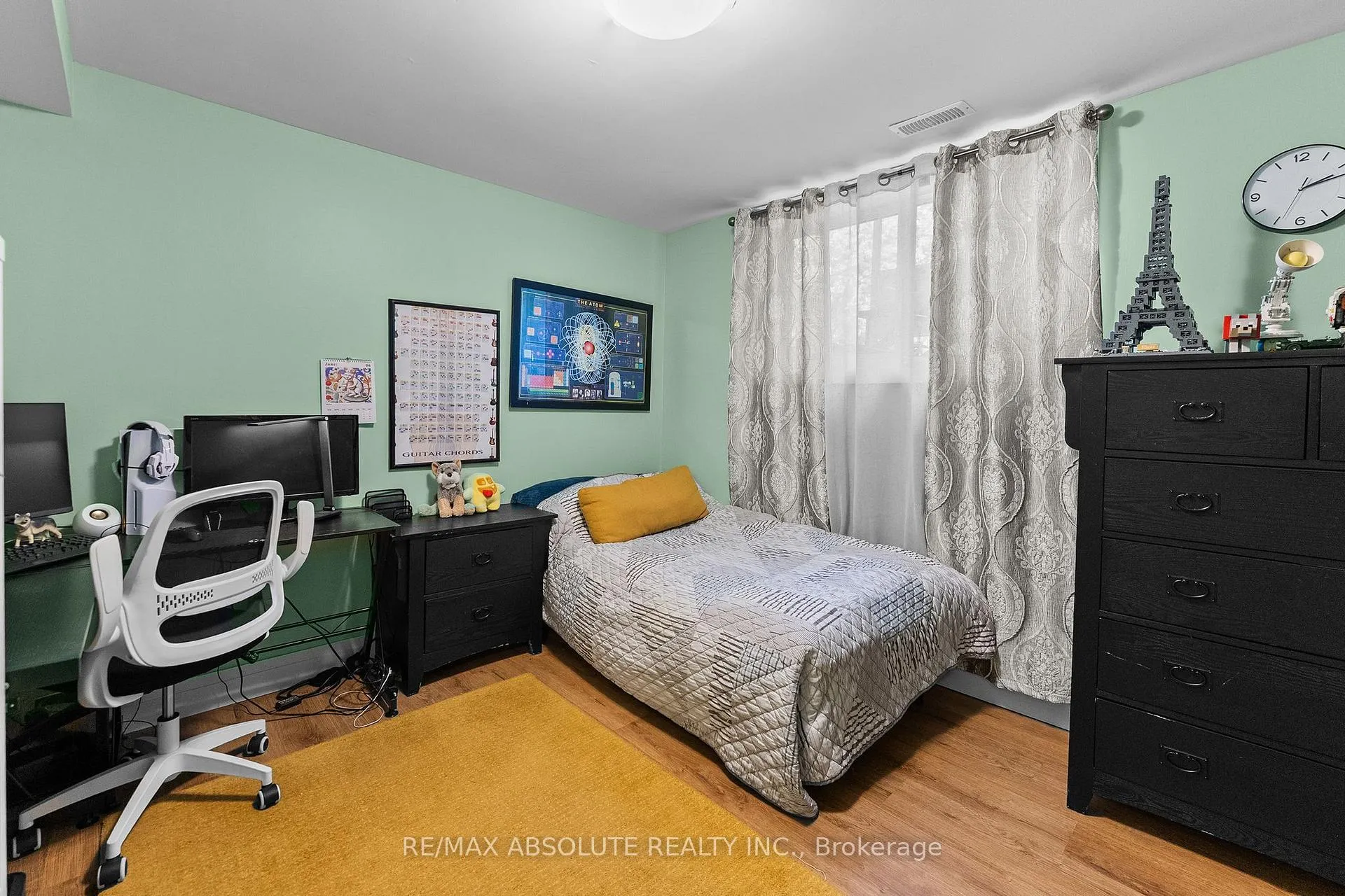 Photo 23 of 20 Sullivan Crescent, Arnprior, Arnprior — HOMEH