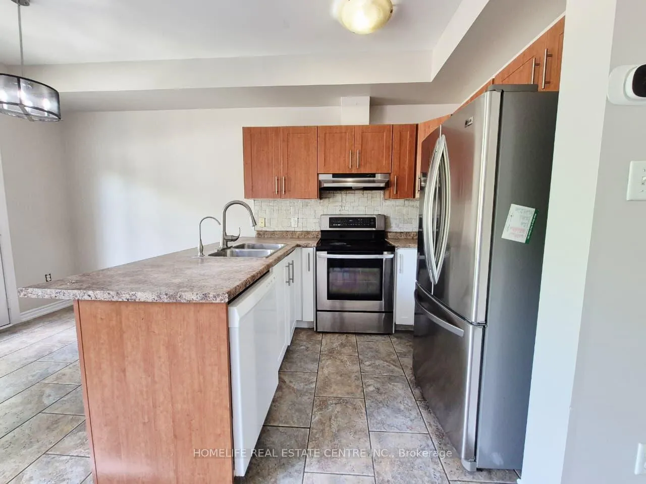 Photo 7 of Unit 41, 21 Diana Avenue, Brantford, Shellard Lane — HOMEH