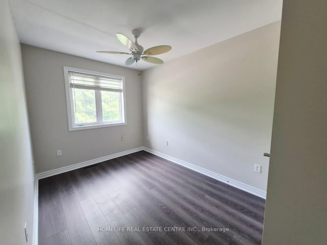 Photo 15 of Unit 41, 21 Diana Avenue, Brantford, Shellard Lane — HOMEH