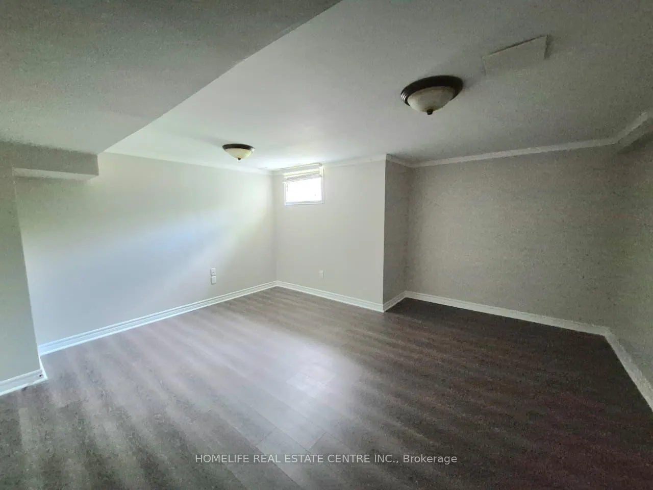 Photo 17 of Unit 41, 21 Diana Avenue, Brantford, Shellard Lane — HOMEH