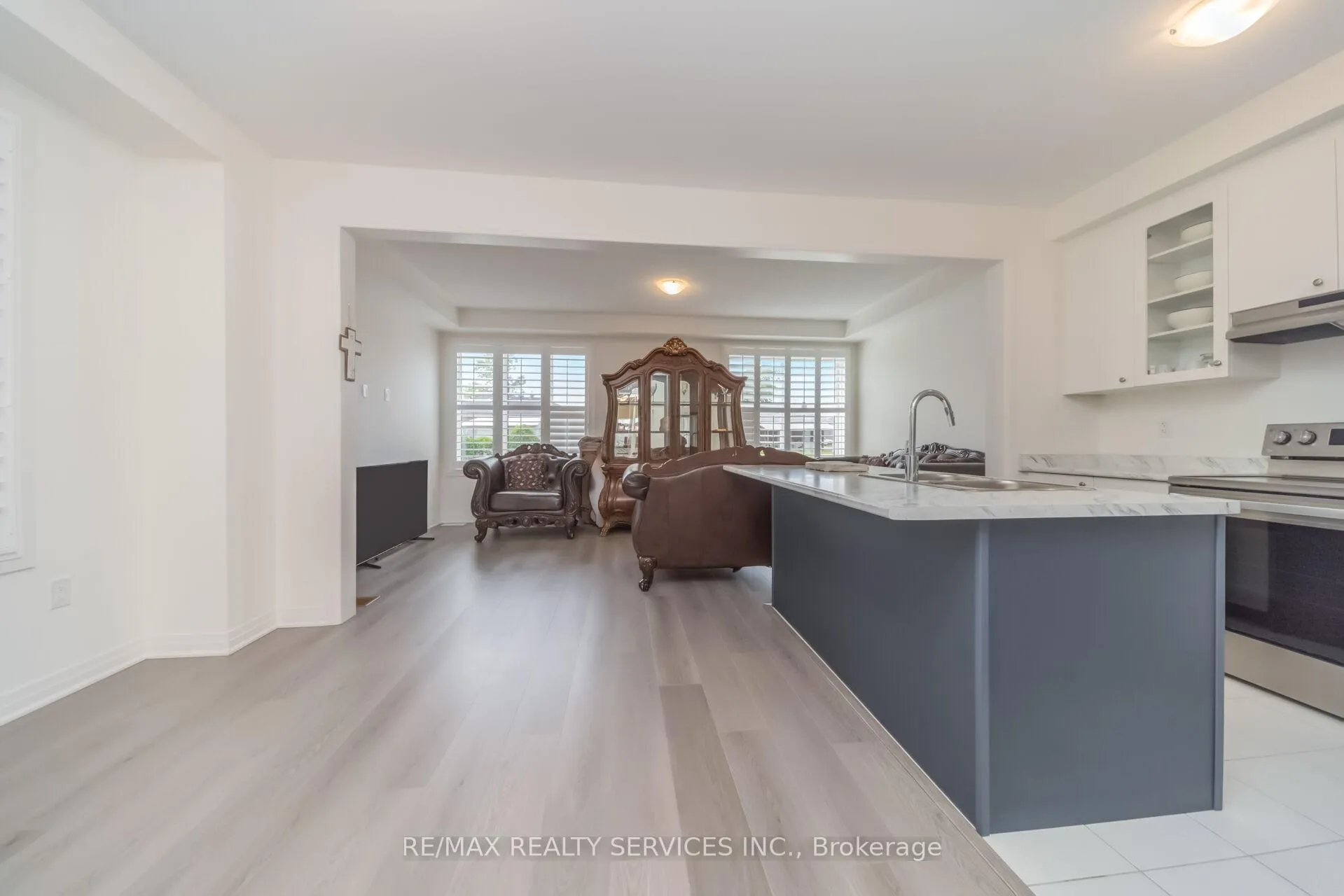 Photo 17 of 69 Kirkwood Way, Barrie, Rural Barrie Southeast — HOMEH