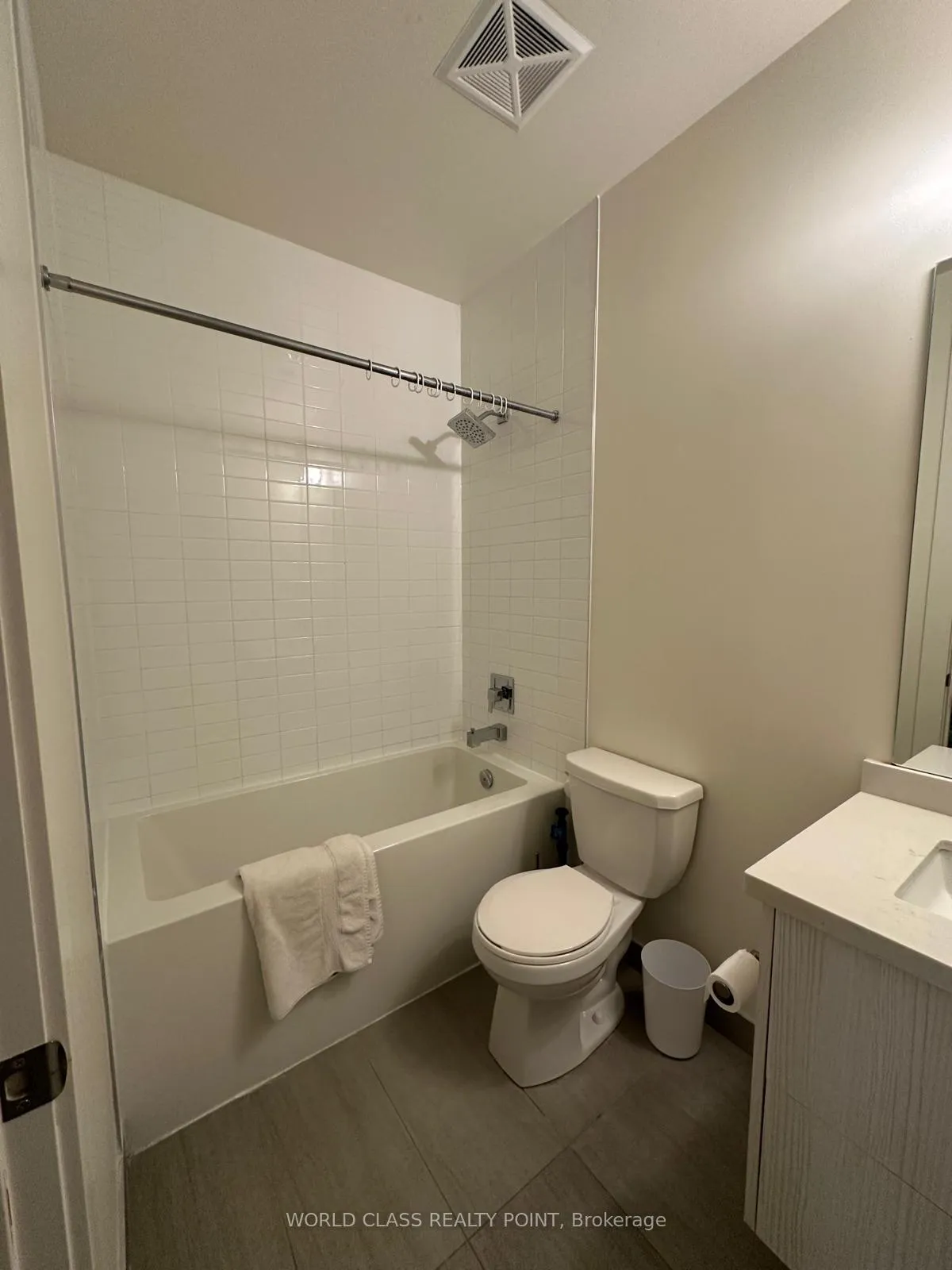 Photo 12 of Unit 2809, 330 Richmond Street W, Toronto, Waterfront Communities — HOMEH