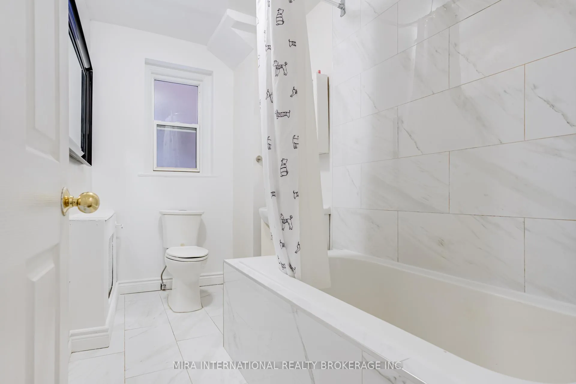 Photo 16 of Unit A4, 98 Leuty Avenue, Toronto, The Beaches — HOMEH