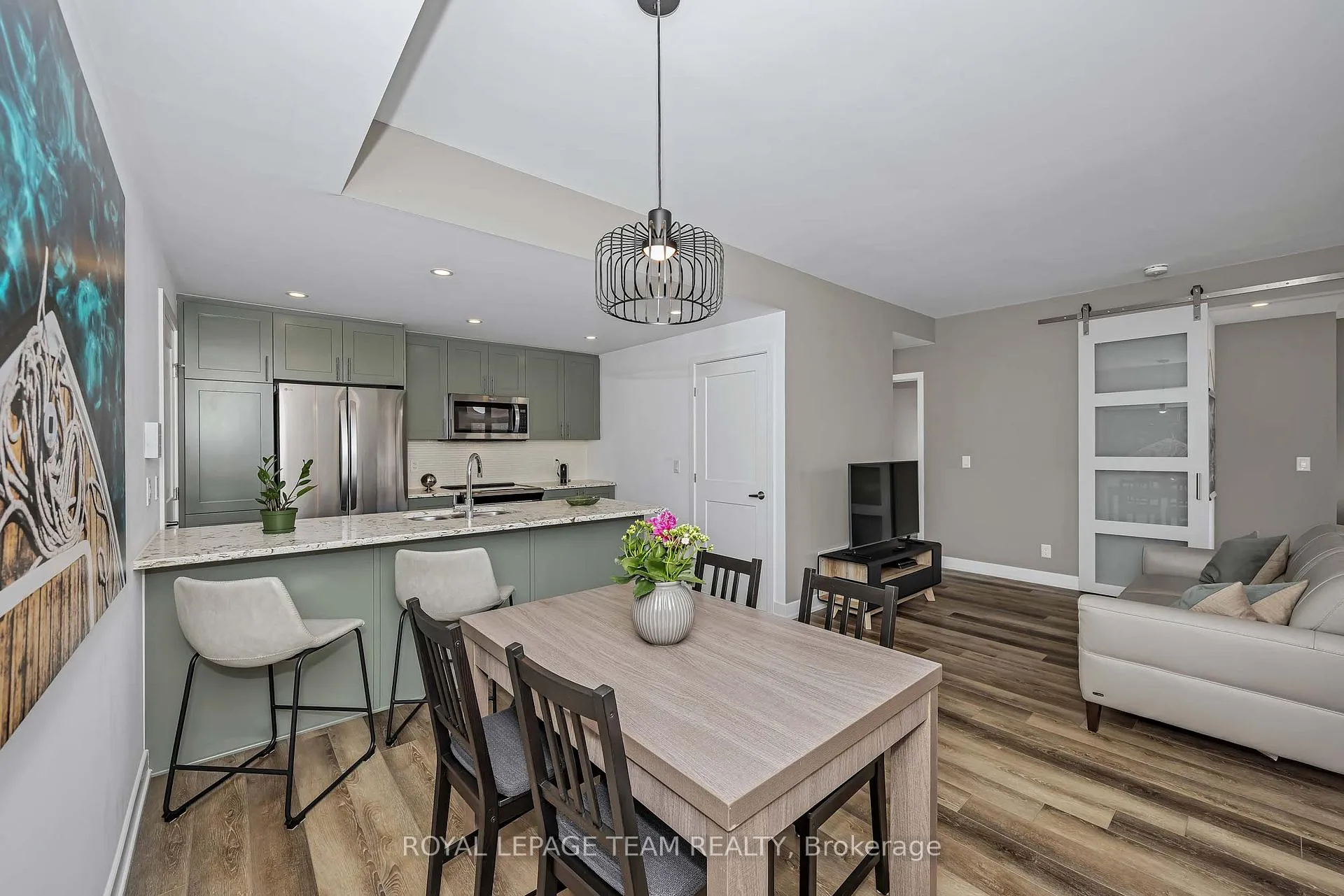 Photo 13 of 121 Fairweather Street, Ottawa, Leitrim — HOMEH