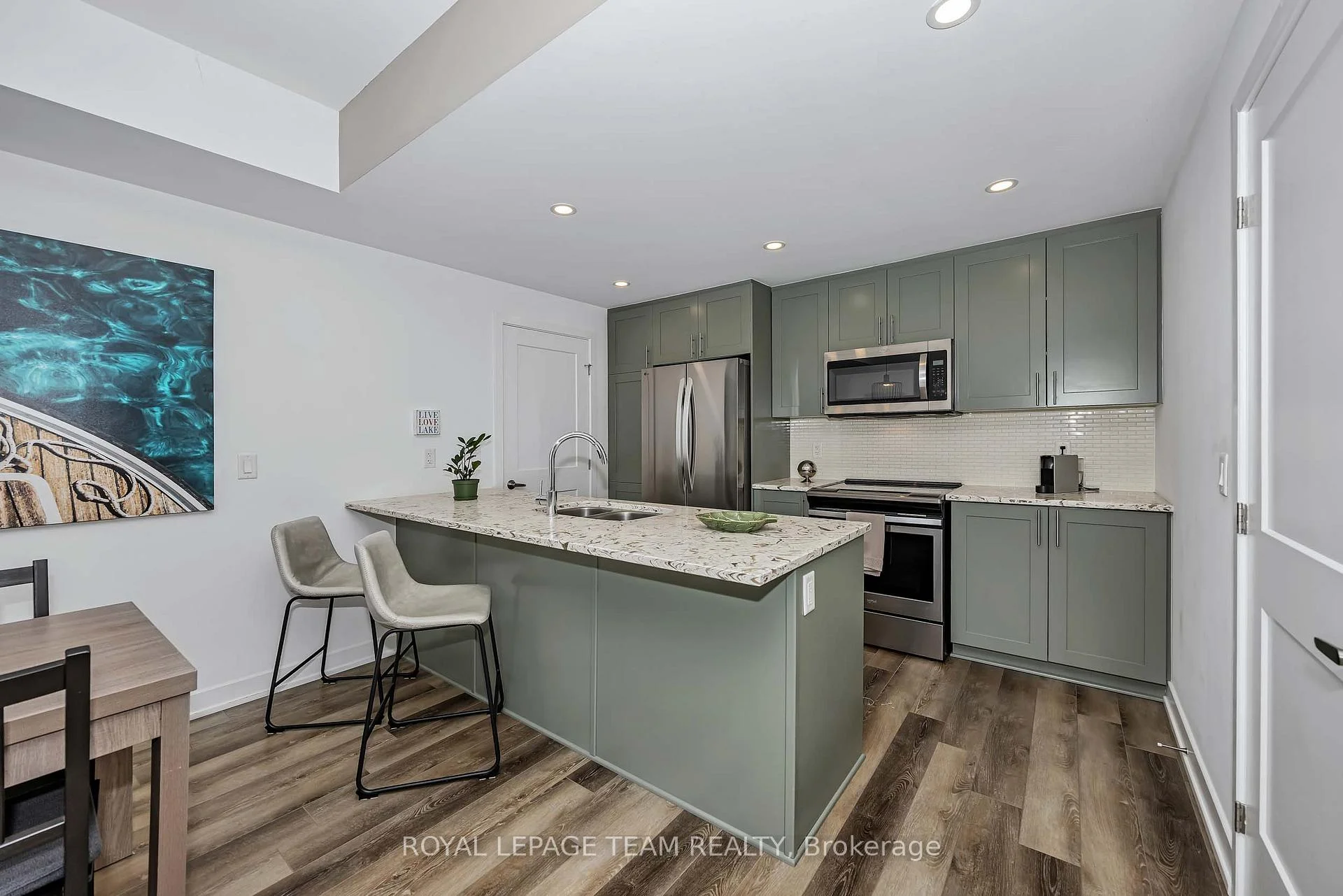 Photo 21 of 121 Fairweather Street, Ottawa, Leitrim — HOMEH