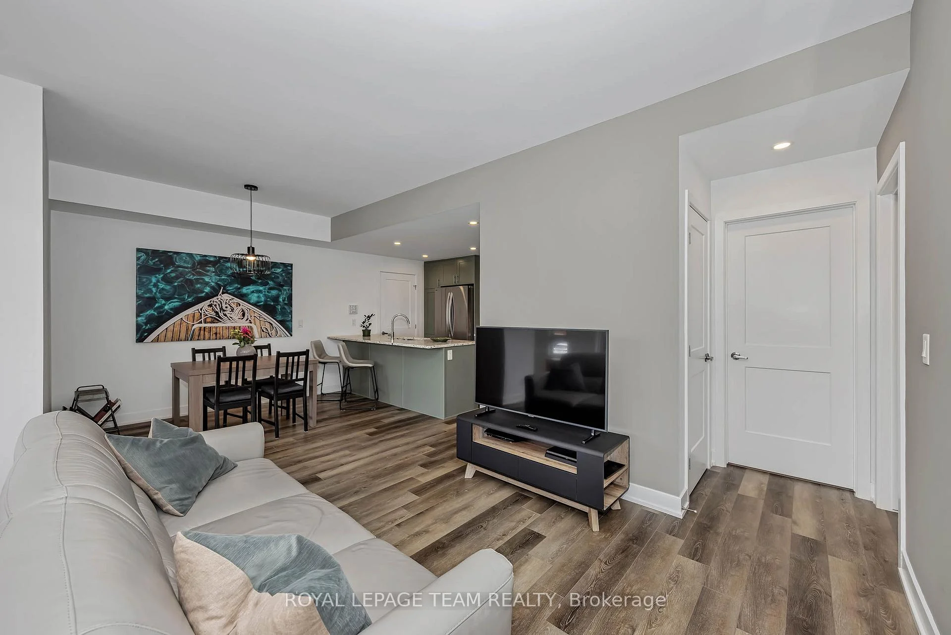 Photo 30 of 121 Fairweather Street, Ottawa, Leitrim — HOMEH