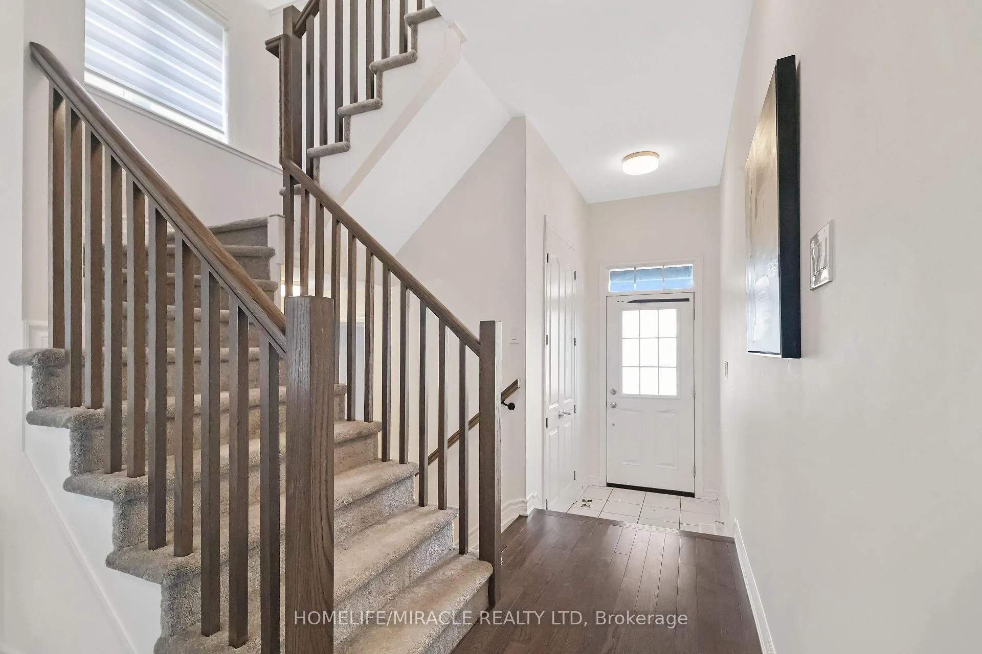 Photo 6 of 9 Tolchaco Court, Ottawa, Barrhaven - Half Moon Bay — HOMEH
