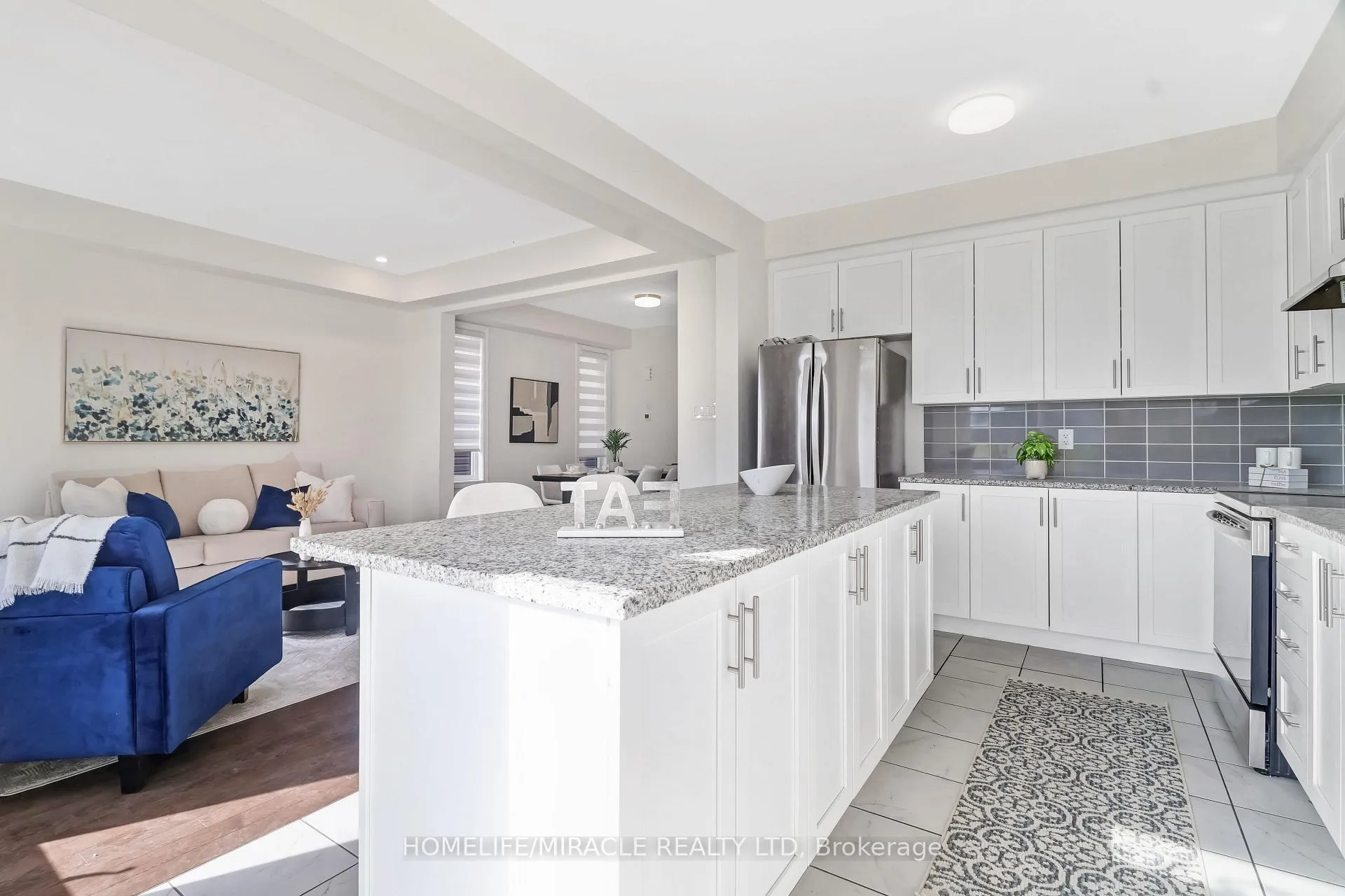 Photo 12 of 9 Tolchaco Court, Ottawa, Barrhaven - Half Moon Bay — HOMEH