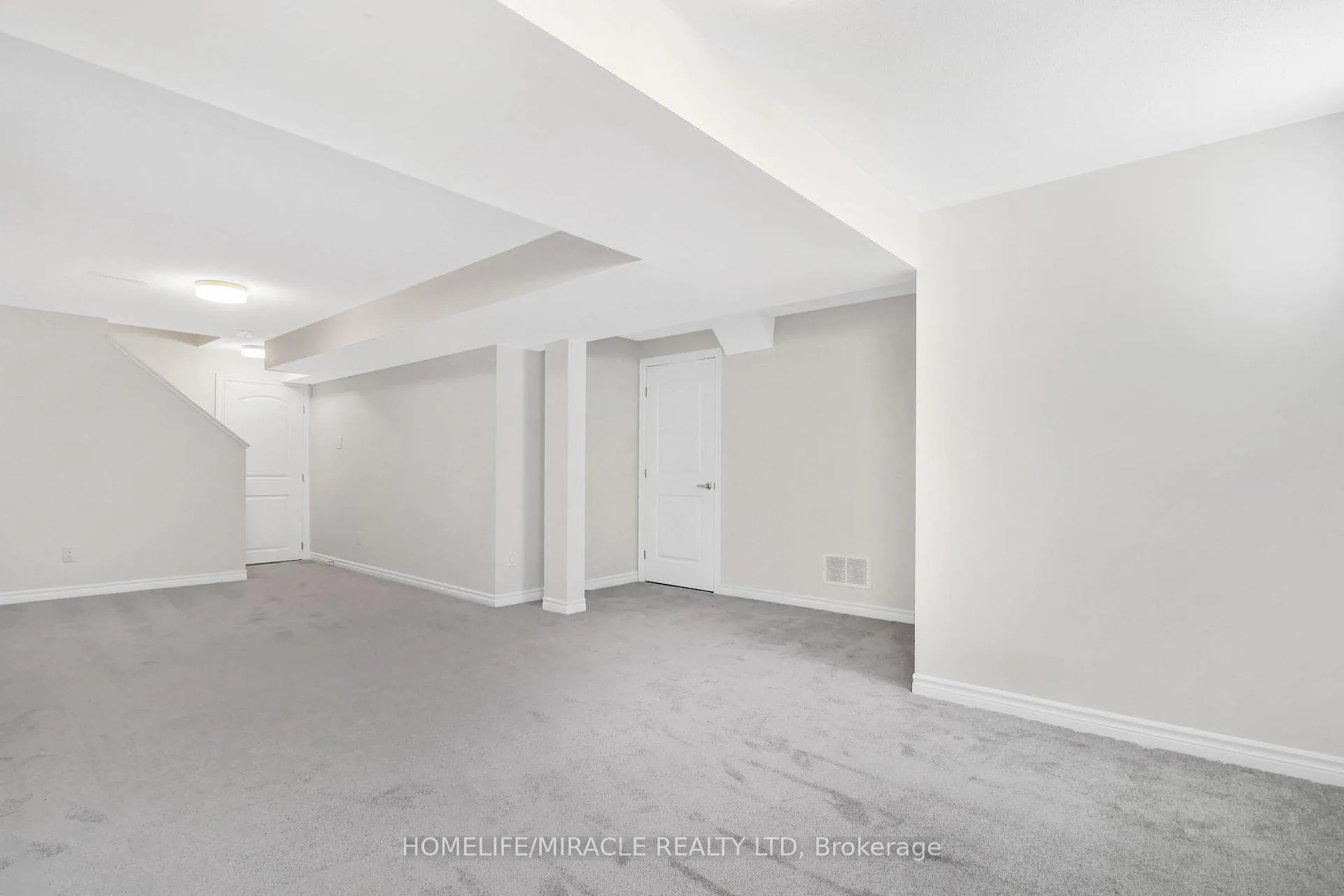 Photo 24 of 9 Tolchaco Court, Ottawa, Barrhaven - Half Moon Bay — HOMEH