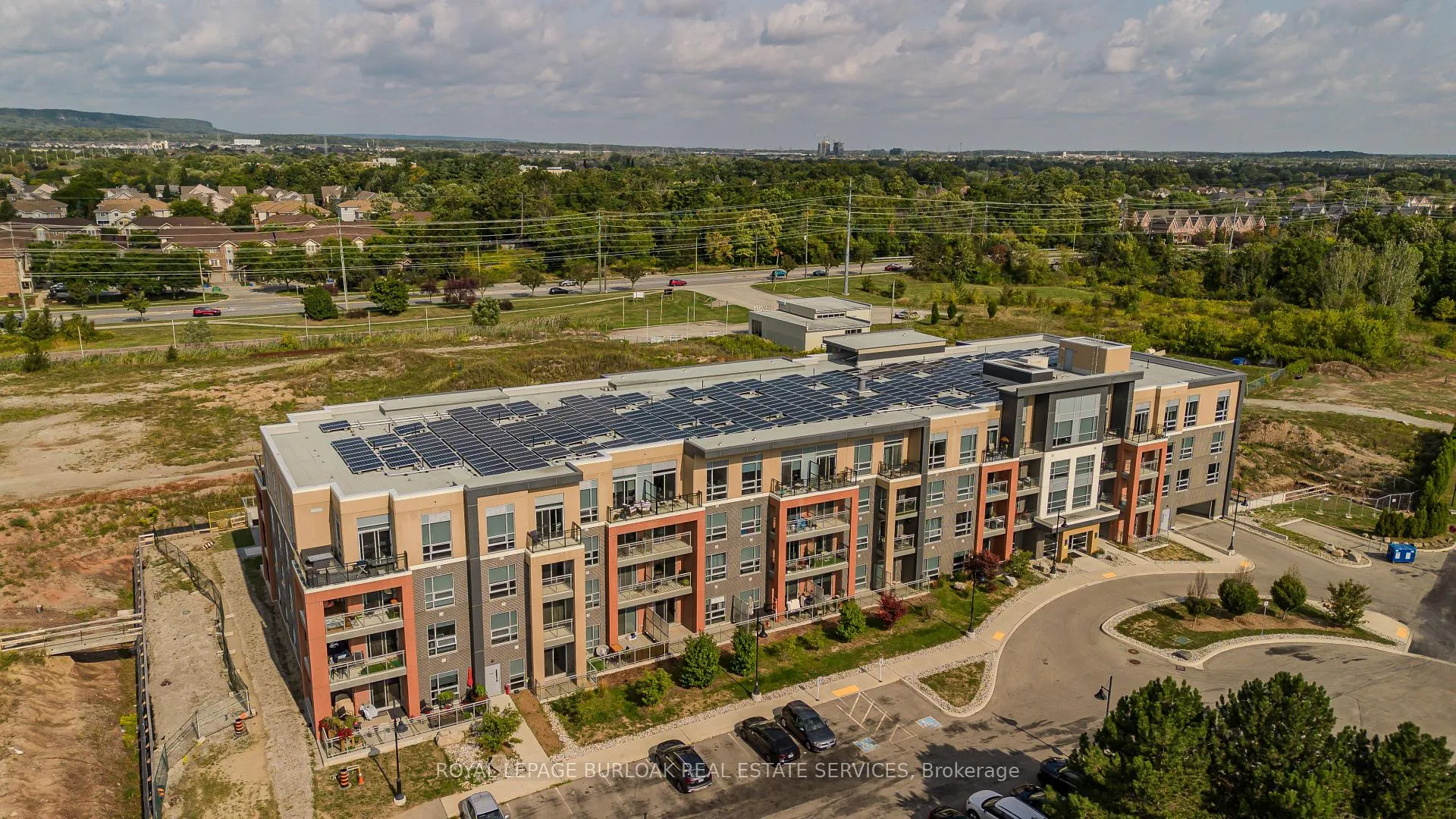 Photo 1 of Unit 117, 4040 Upper Middle Road, Burlington, Tansley — HOMEH