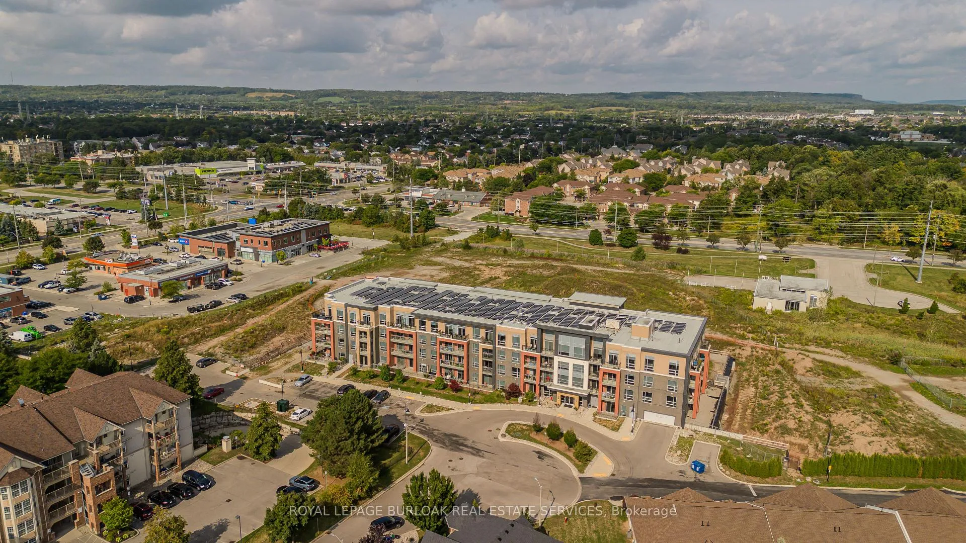 Photo 7 of Unit 117, 4040 Upper Middle Road, Burlington, Tansley — HOMEH