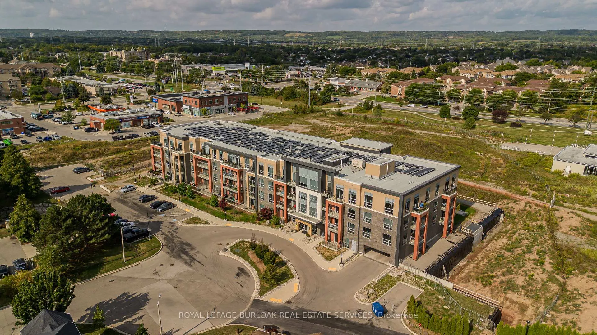 Photo 8 of Unit 117, 4040 Upper Middle Road, Burlington, Tansley — HOMEH