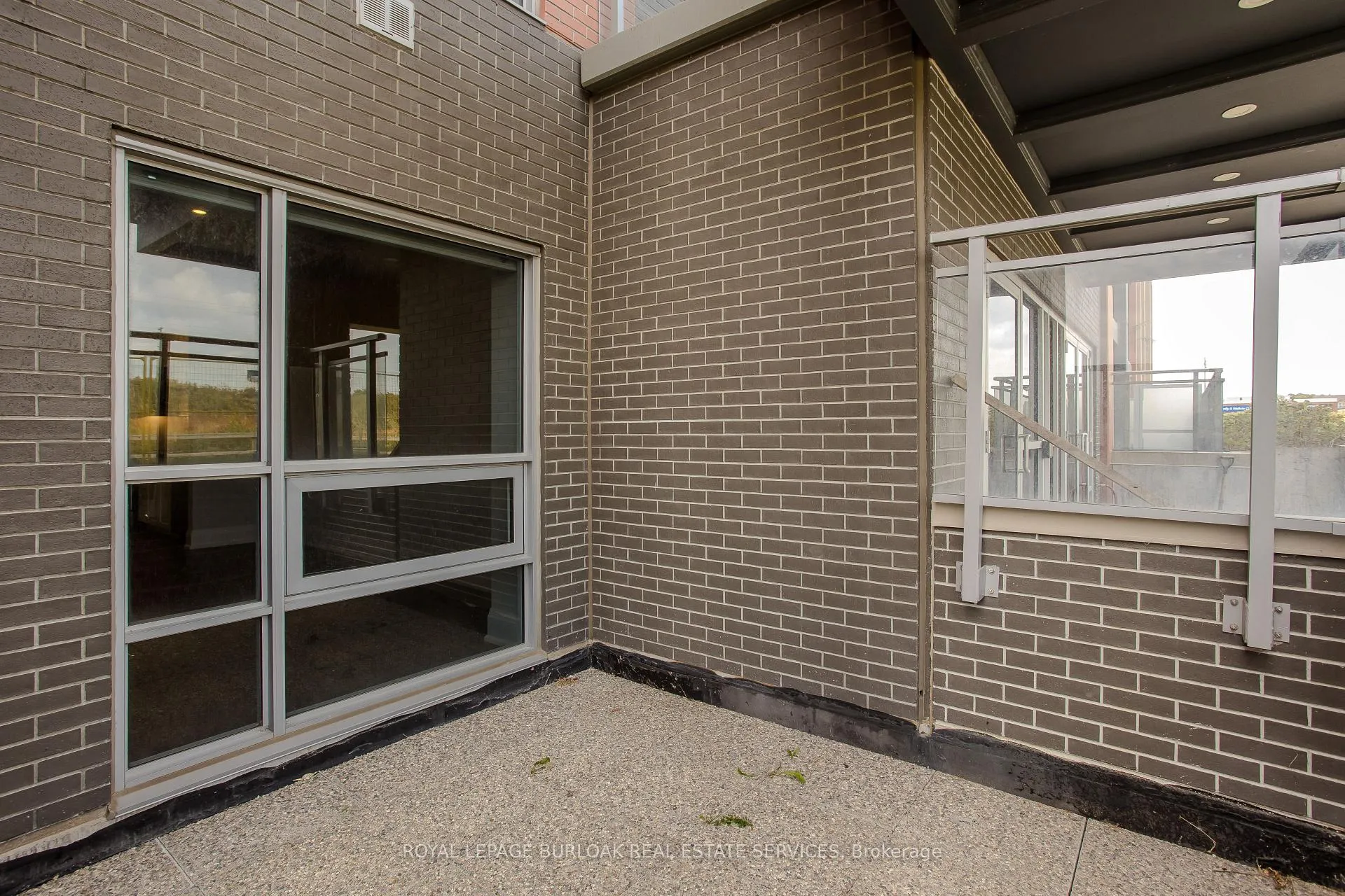 Photo 27 of Unit 117, 4040 Upper Middle Road, Burlington, Tansley — HOMEH