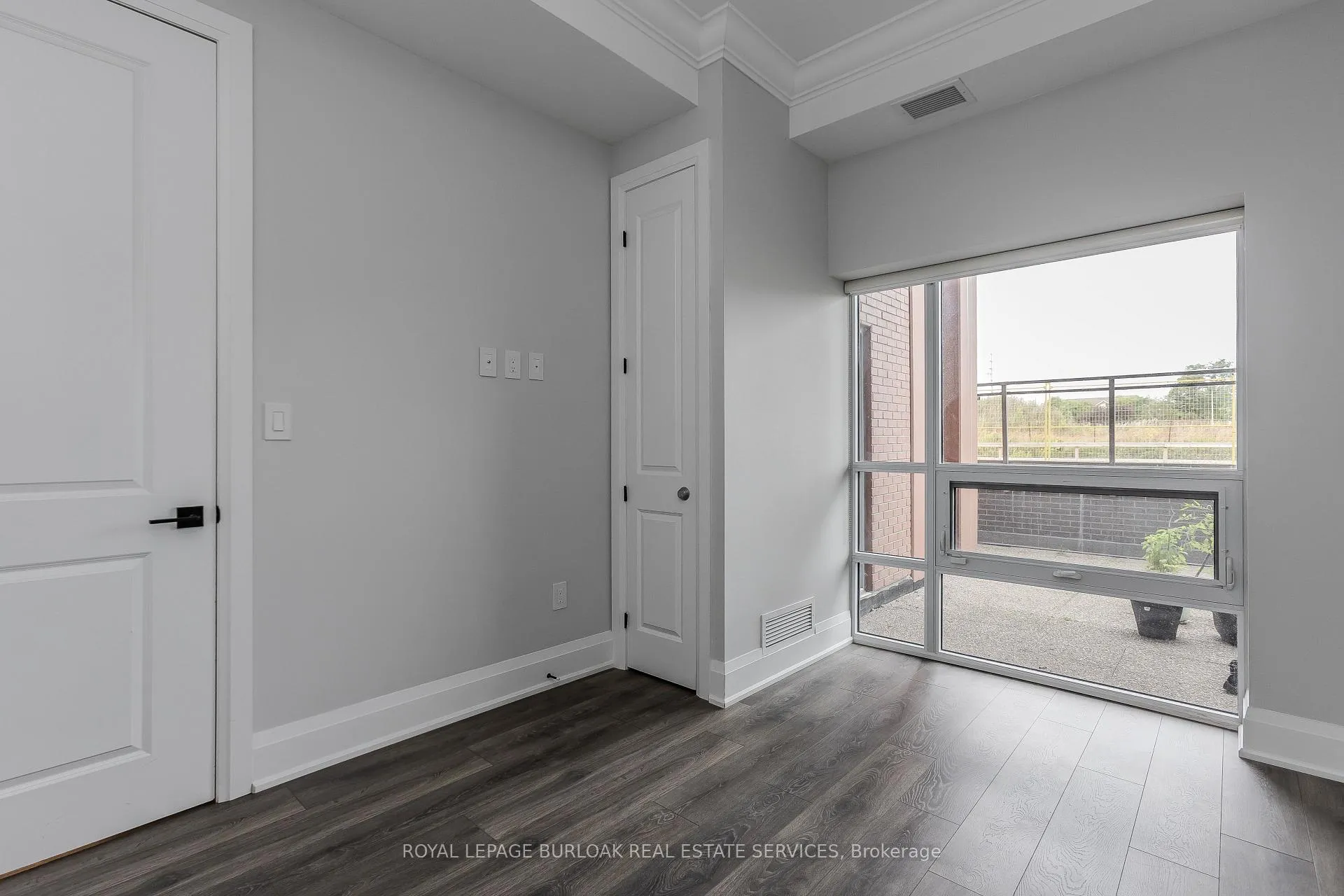 Photo 31 of Unit 117, 4040 Upper Middle Road, Burlington, Tansley — HOMEH