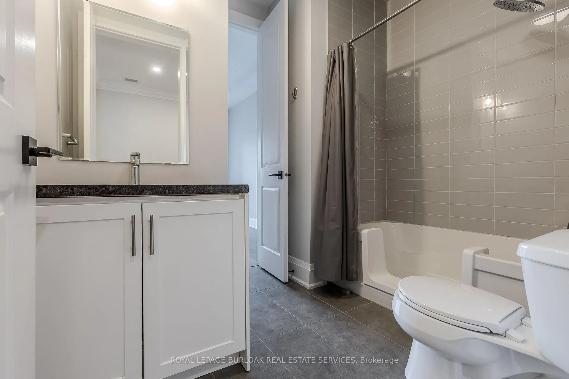 Photo 34 of Unit 117, 4040 Upper Middle Road, Burlington, Tansley — HOMEH