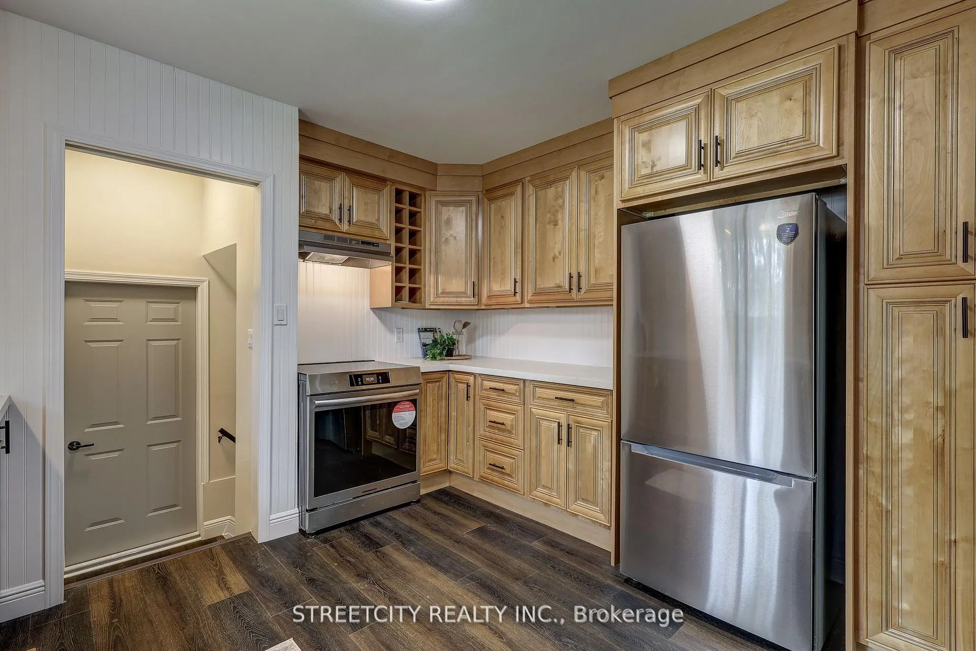 Photo 14 of 10 Vineden Drive, Central Elgin, Lynhurst — HOMEH