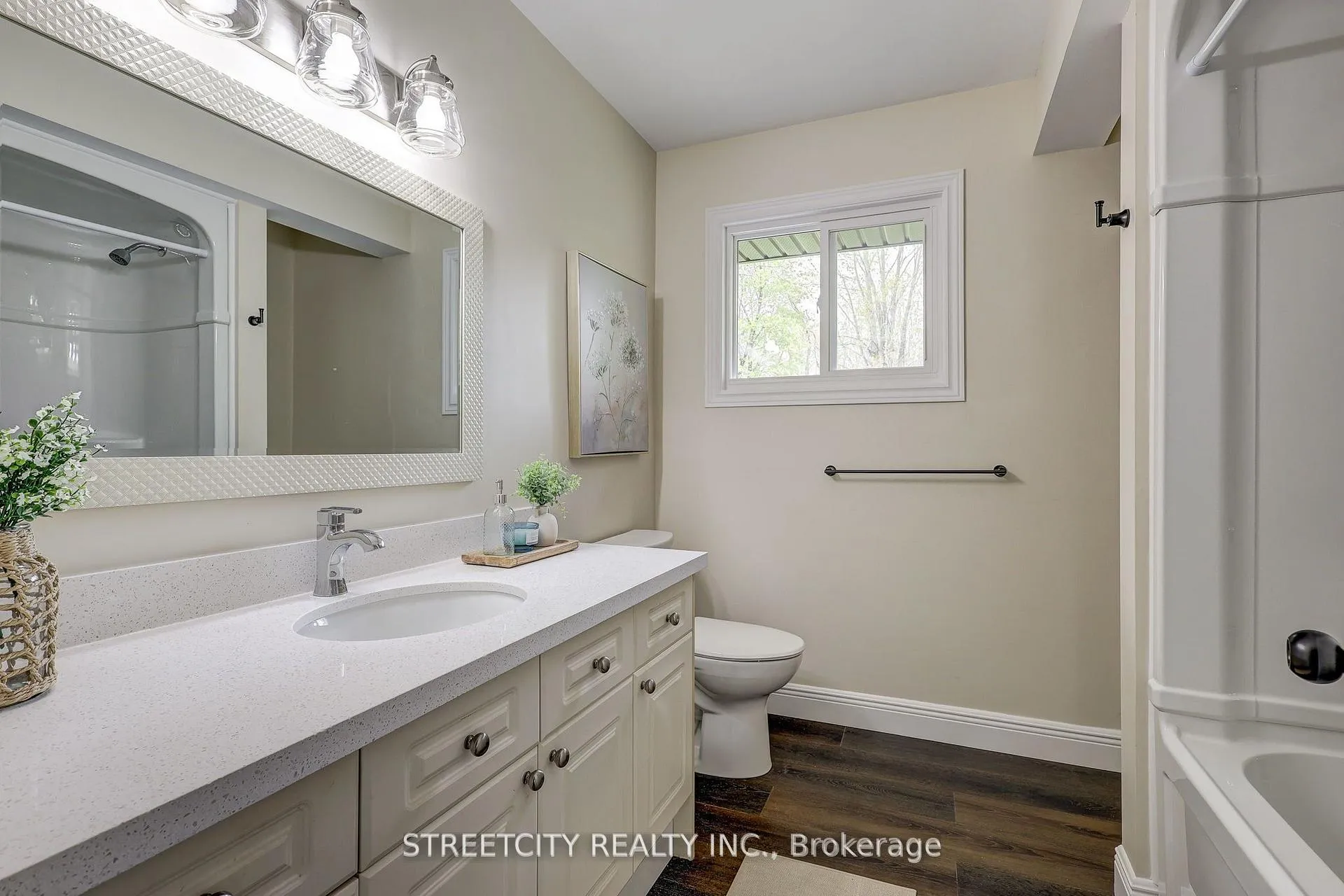 Photo 22 of 10 Vineden Drive, Central Elgin, Lynhurst — HOMEH