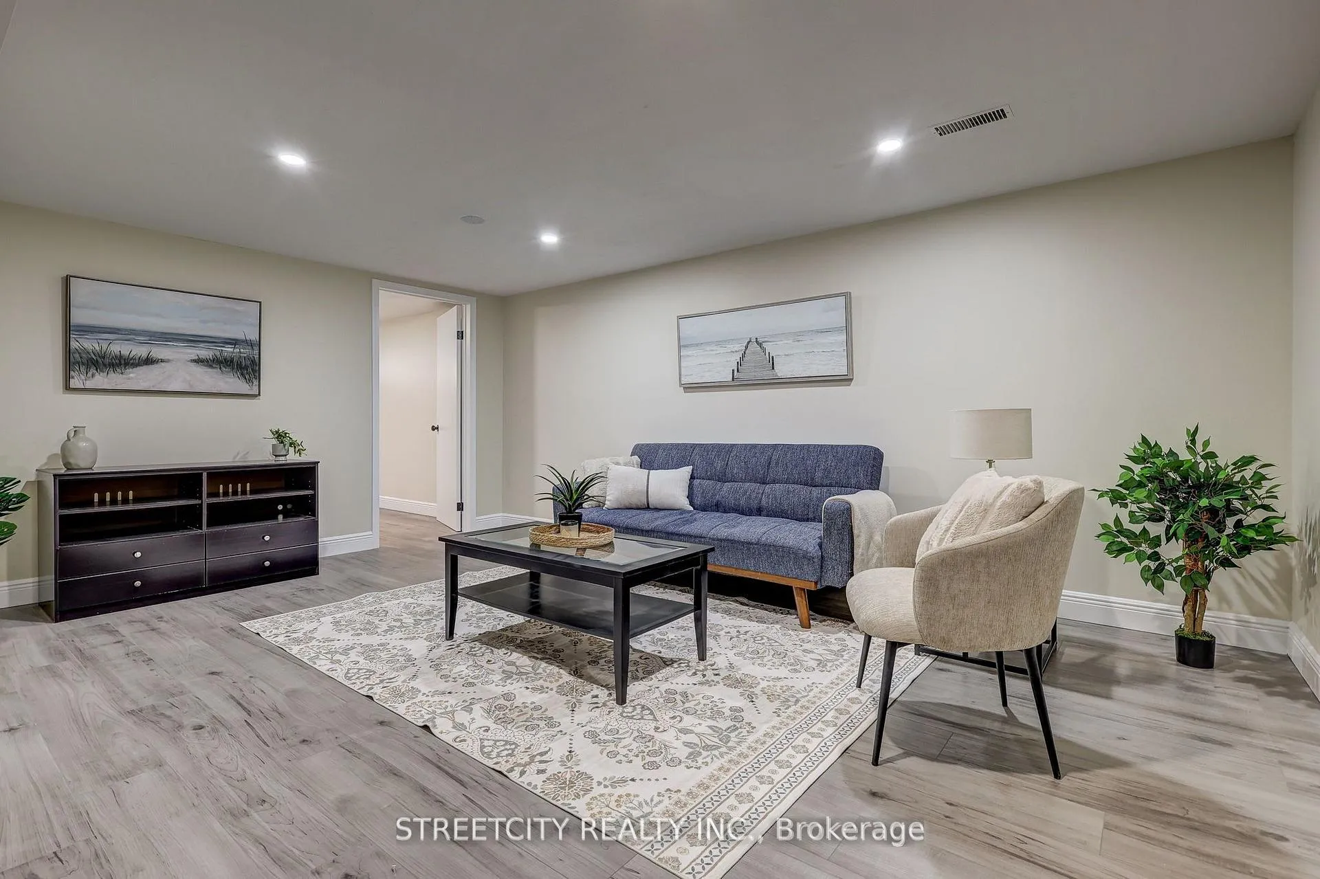 Photo 25 of 10 Vineden Drive, Central Elgin, Lynhurst — HOMEH