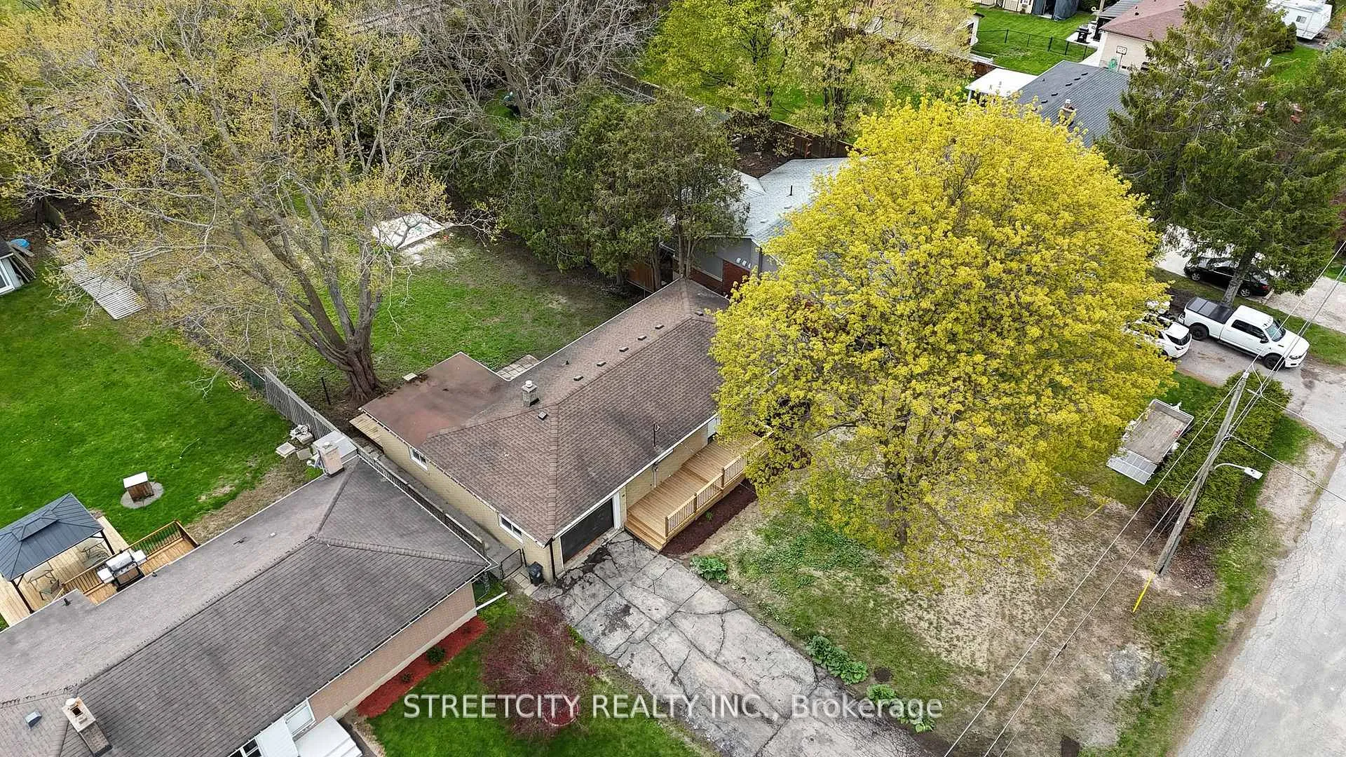 Photo 39 of 10 Vineden Drive, Central Elgin, Lynhurst — HOMEH