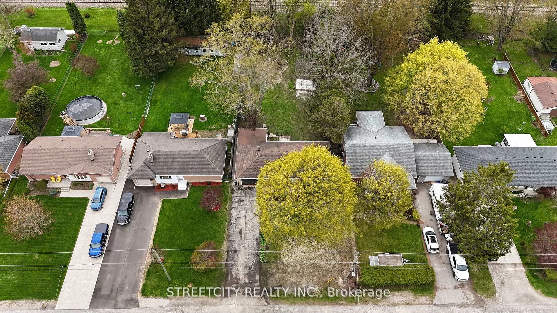Photo 40 of 10 Vineden Drive, Central Elgin, Lynhurst — HOMEH