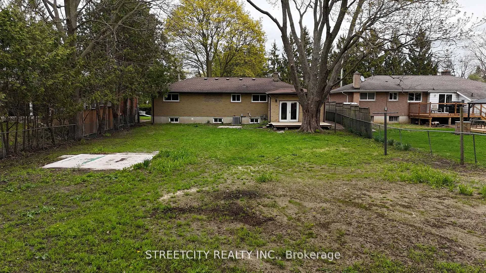 Photo 41 of 10 Vineden Drive, Central Elgin, Lynhurst — HOMEH