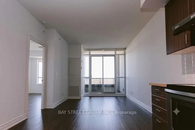 Photo 3 of Unit 606, 38 Cedarland Drive, Markham, Unionville — HOMEH