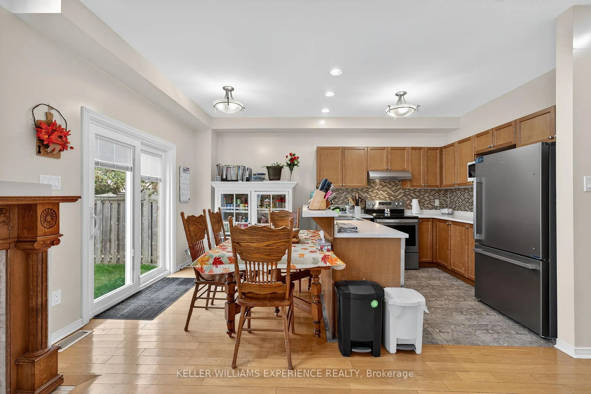 Photo 18 of 124 Tunbridge Road, Barrie, Georgian Drive — HOMEH