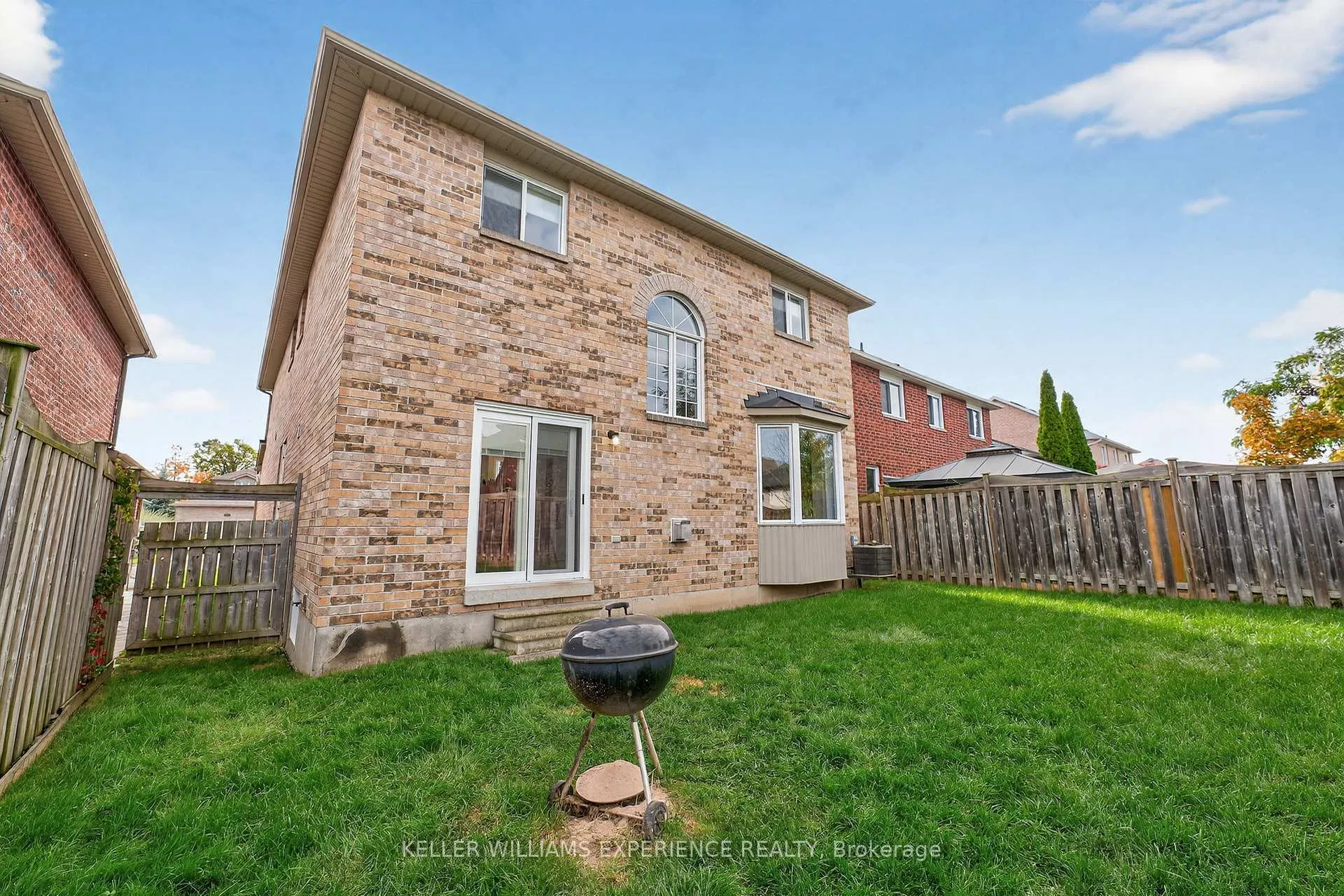 Photo 45 of 124 Tunbridge Road, Barrie, Georgian Drive — HOMEH