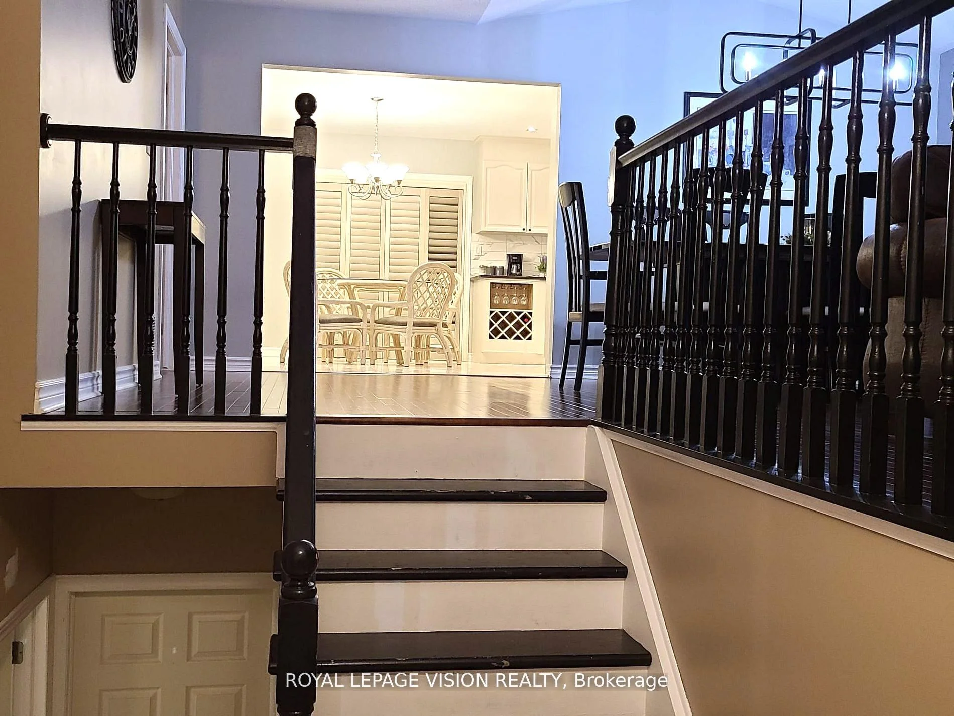 Photo 14 of Unit Main, 8001 Woodsview Crescent, Niagara Falls, Ascot — HOMEH