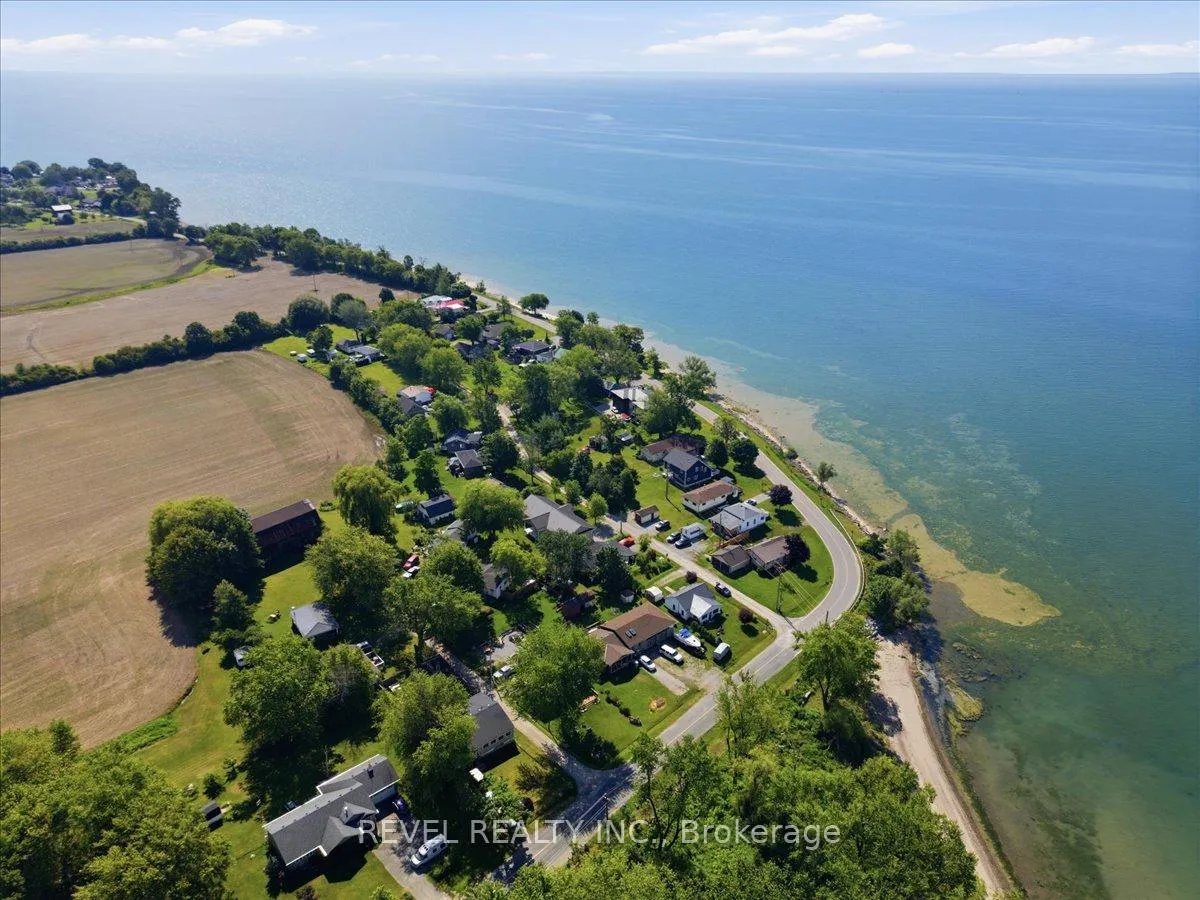 Photo 4 of 13 Winger Drive, Haldimand — HOMEH