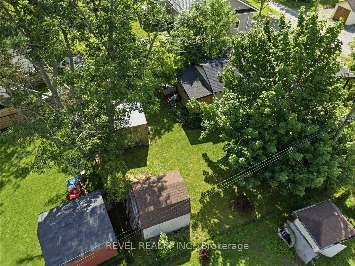 Photo 30 of 13 Winger Drive, Haldimand — HOMEH