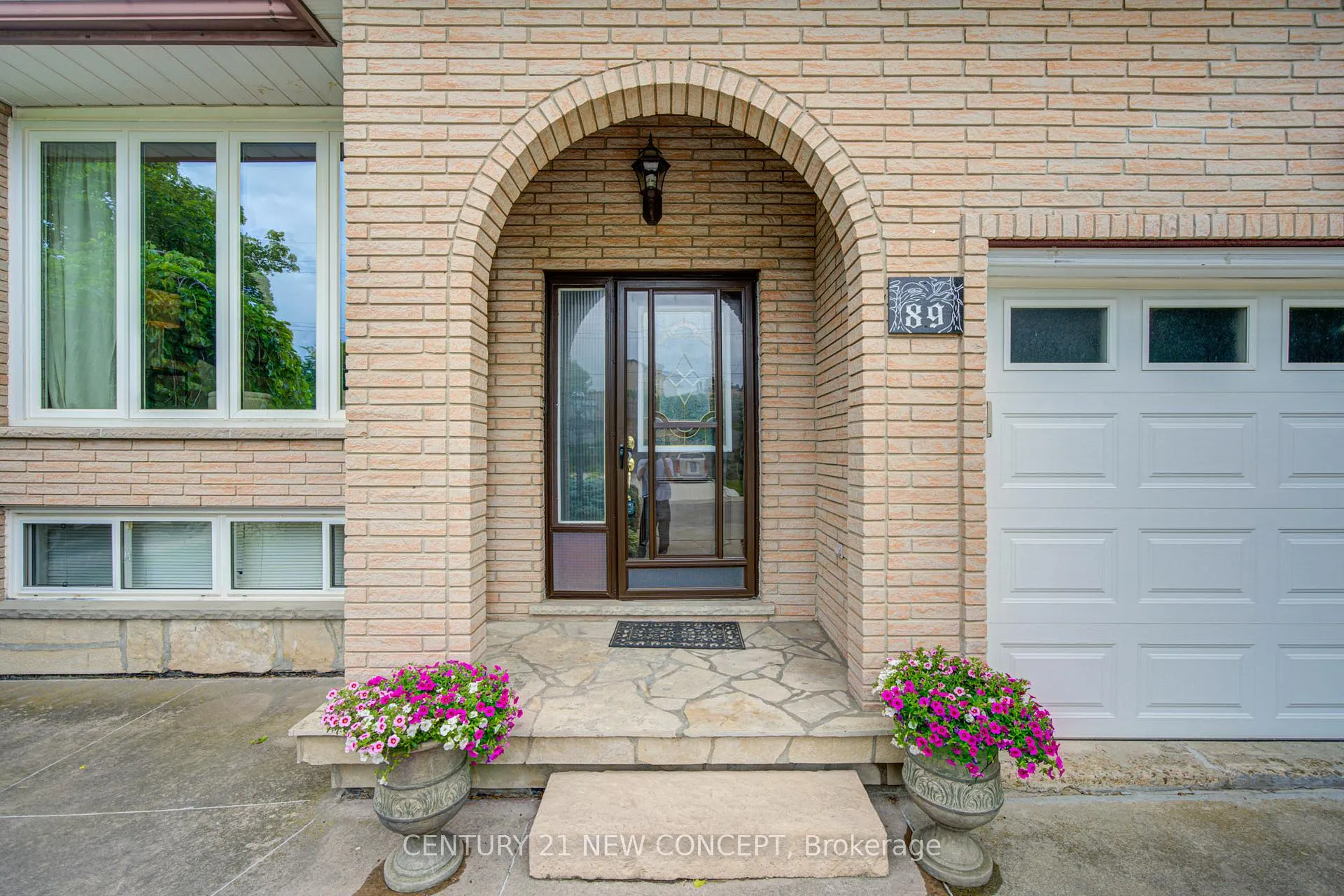 Photo 3 of Unit MAIN, 89 Greencedar Drive, Hamilton, Gurnett — HOMEH