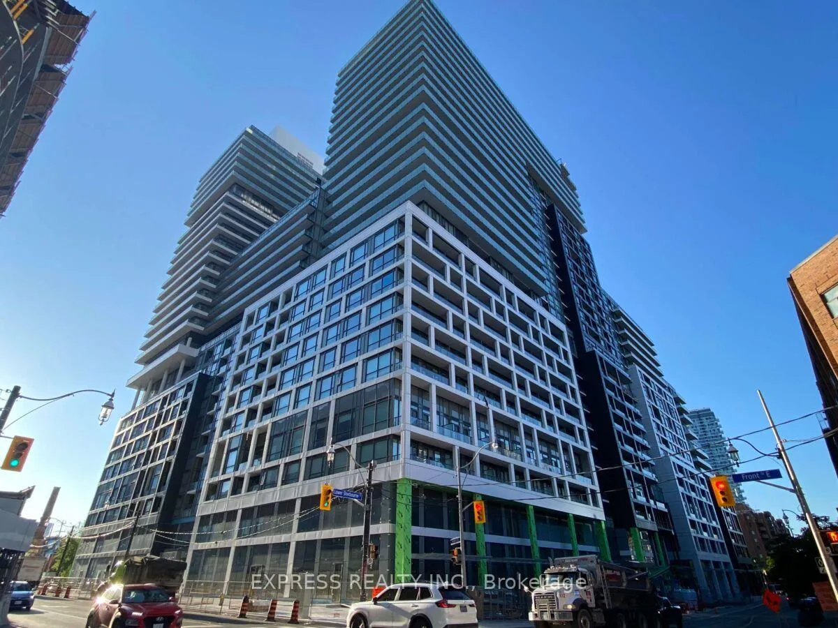 Front of Unit 1743, 121 Lower Sherbourne Street