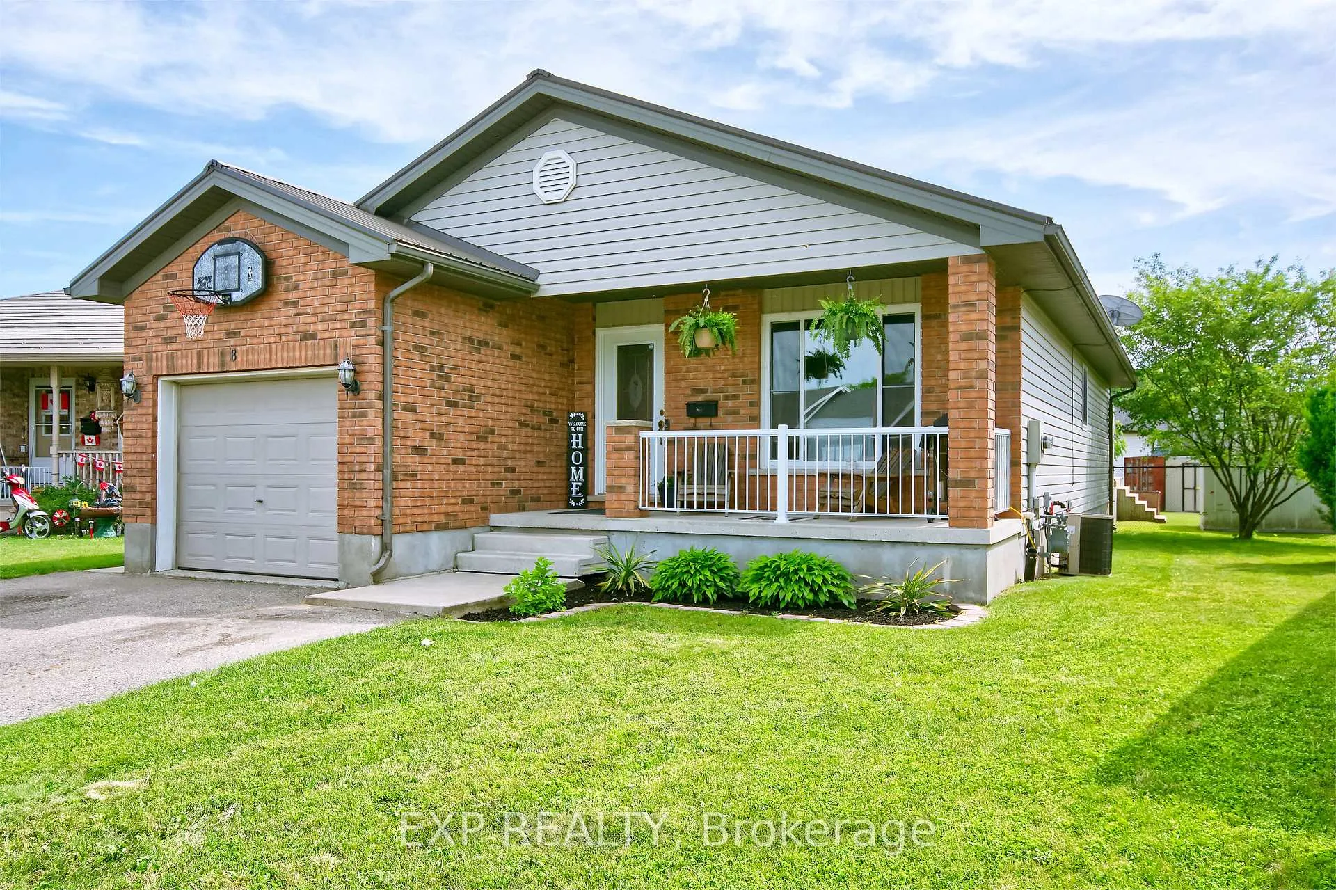 Photo 3 of 8 Rebecca Drive, Aylmer — HOMEH
